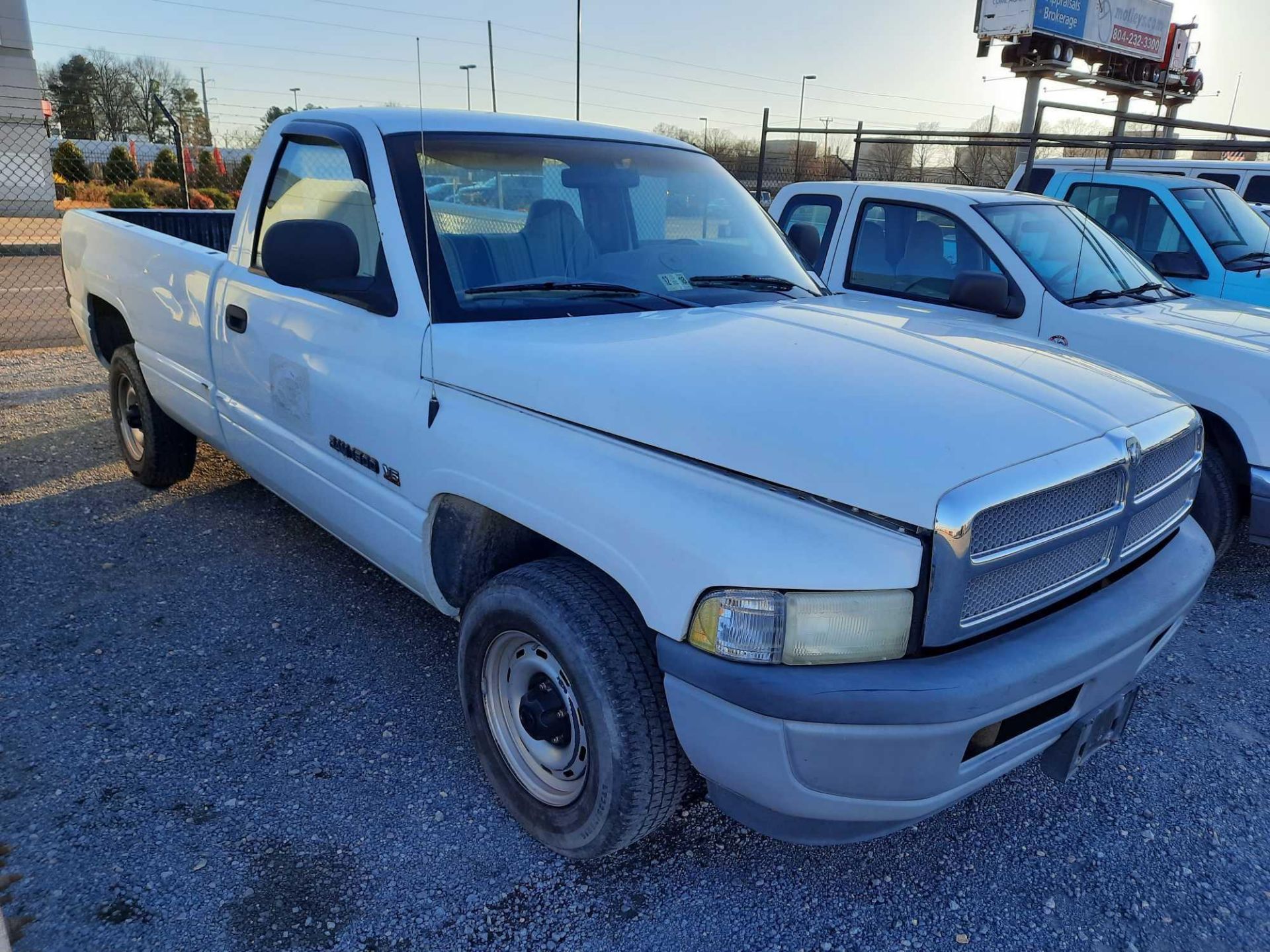 2001 DODGE 1500 PICK-UP TRUCK - Image 4 of 13