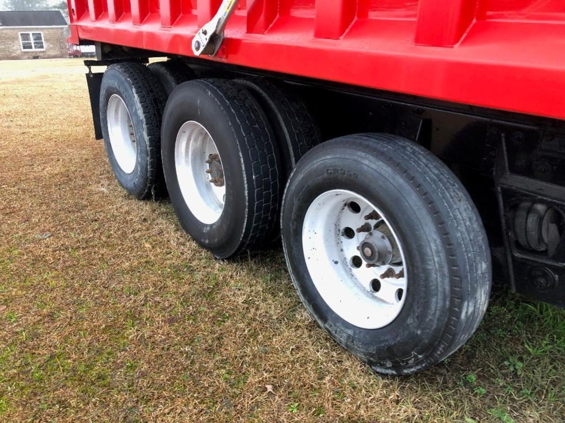 2006 MACK CV713 GRANITE TRI/A DUMP TRUCK - Image 25 of 37