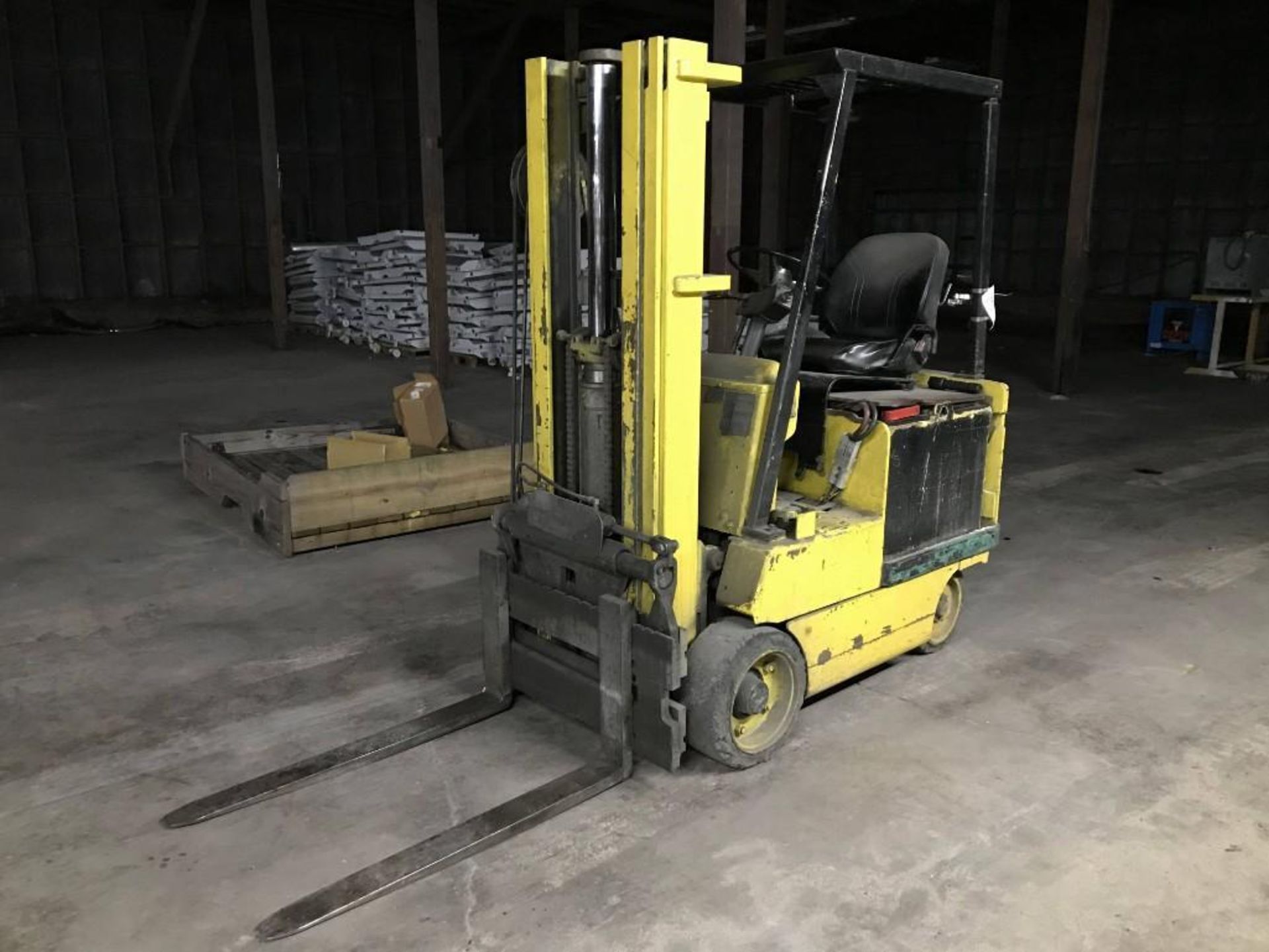 CLARKE EC500 5000# CAP. ELECTRIC FORKLIFT