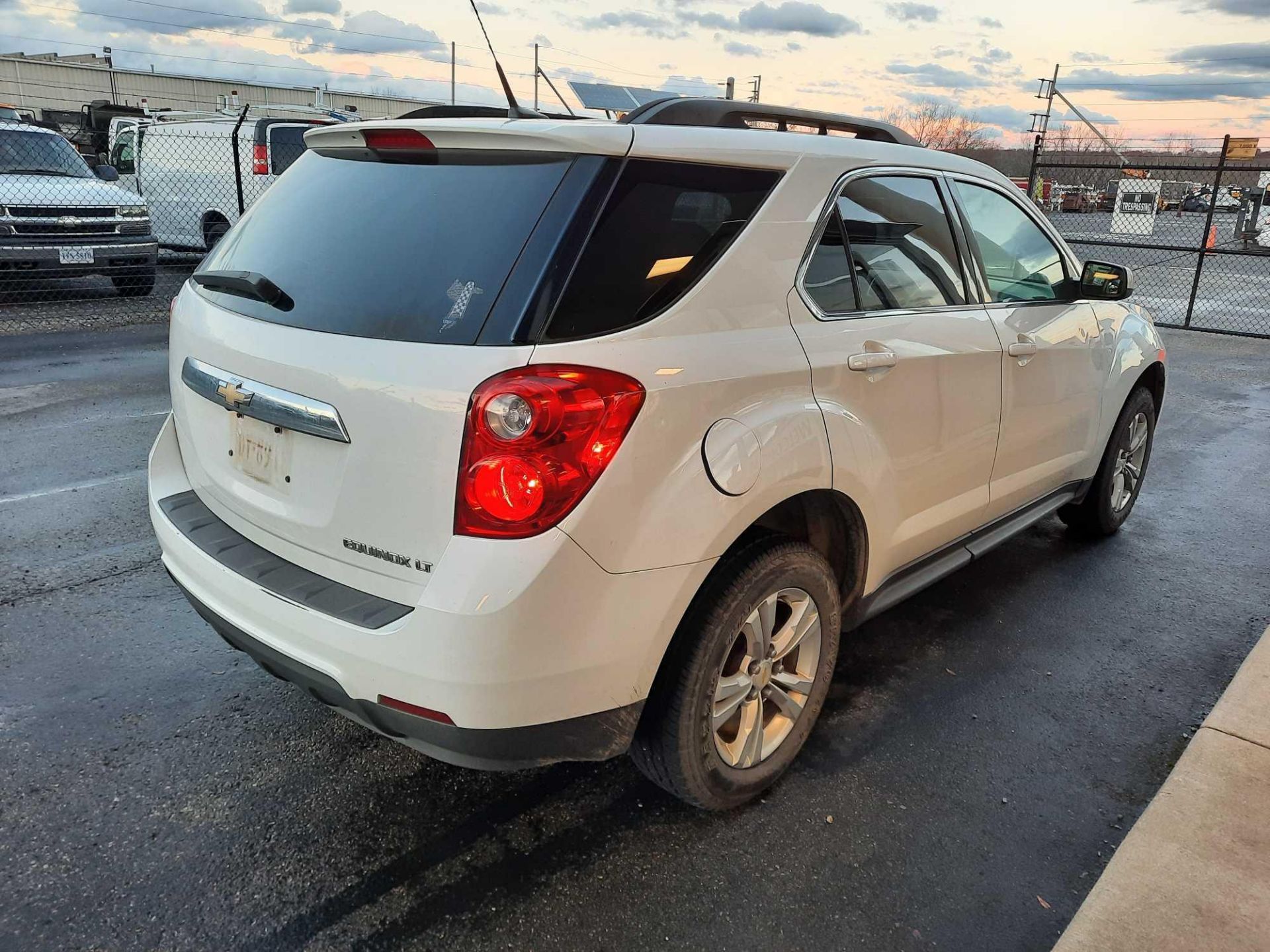 2011 CHEVROLET EQUINOX SPORT UTILITY - Image 3 of 18