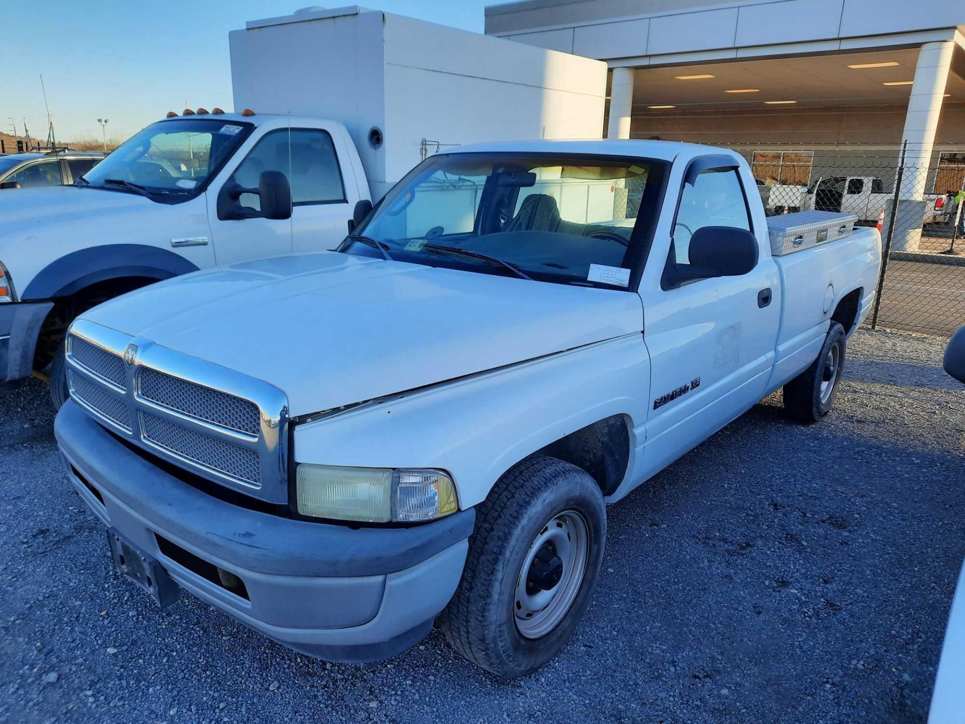 2001 DODGE 1500 PICK-UP TRUCK