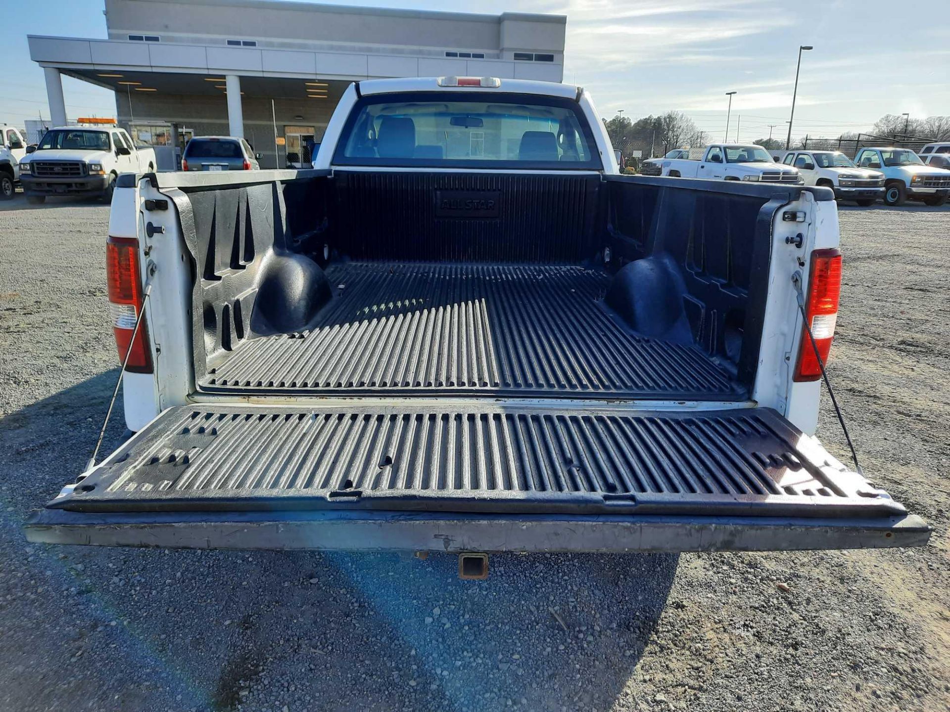 2005 FORD F-150 XL EXTRA CAB 4X4 - Image 12 of 17
