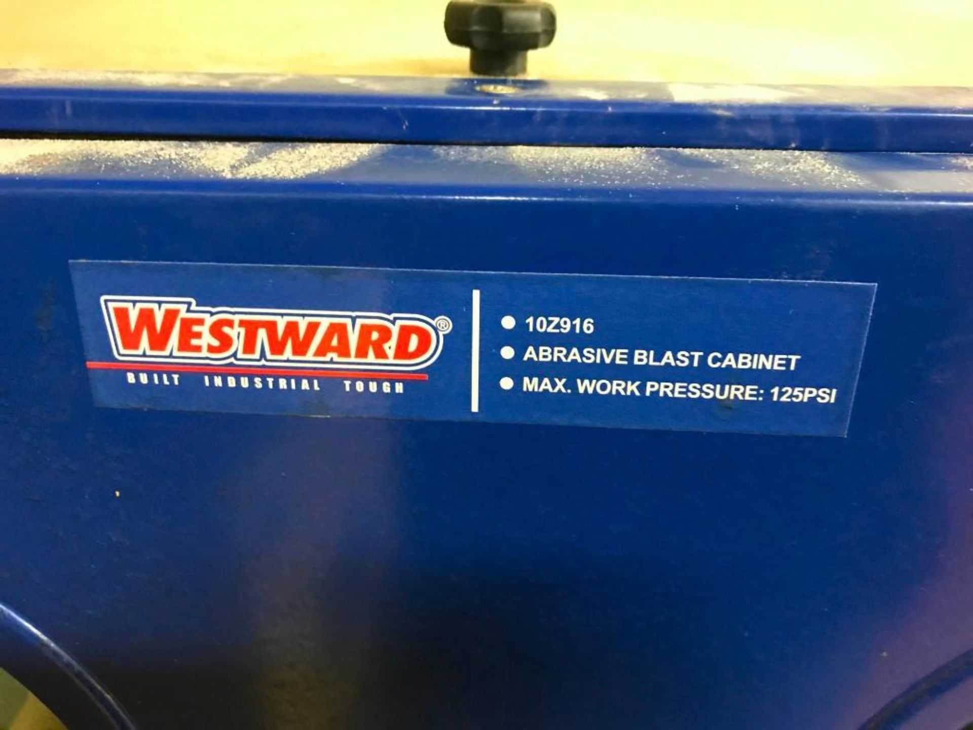 WESTWARD 10Z916 ABRASIVE BLAST CABINET - Image 5 of 5