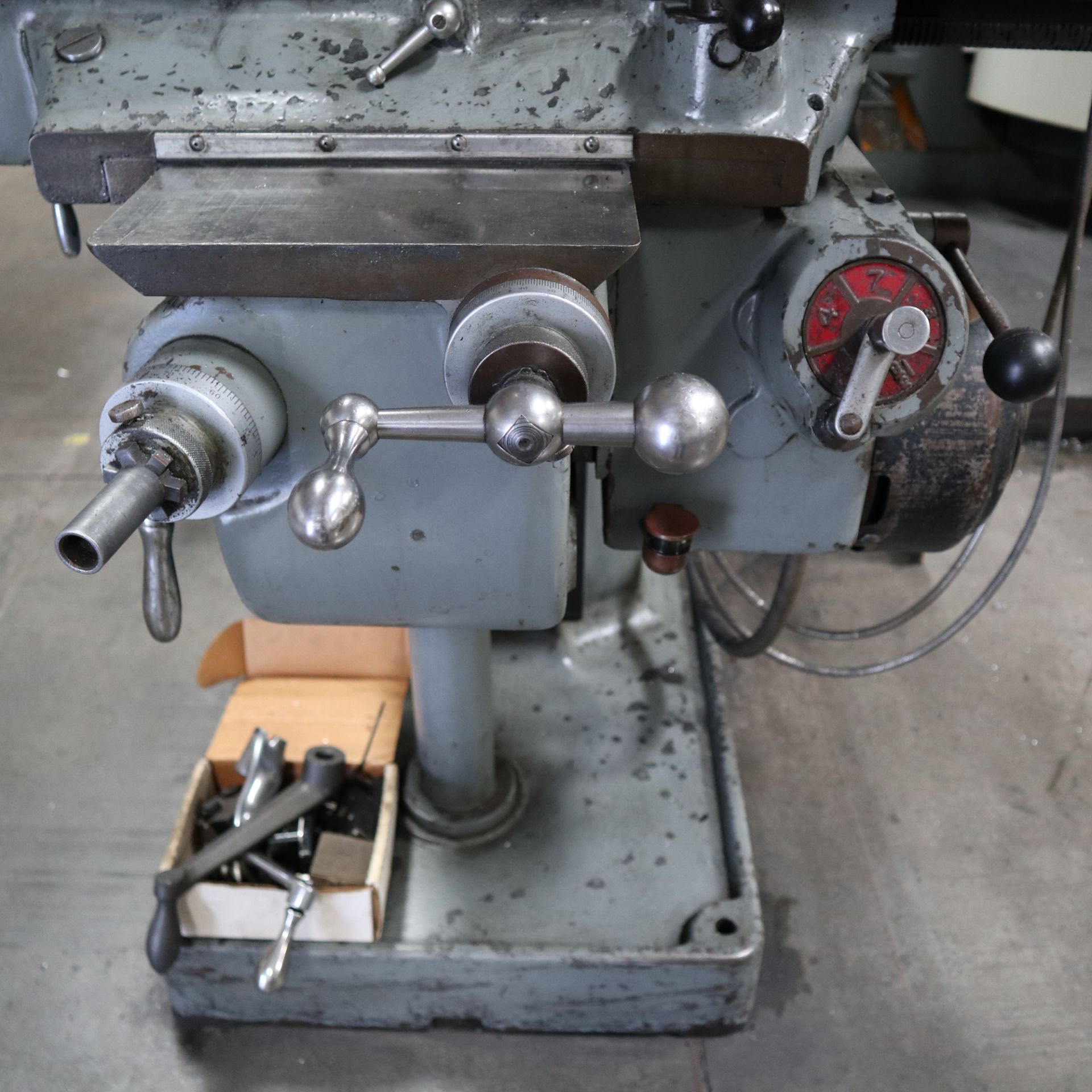 TREE MODEL 2UVR MILLING MACHINE, REBUILT 1975, S/N 1008, WITH TRAK DRO *PLEASE NOTE: ISSUE WITH X - Image 11 of 12