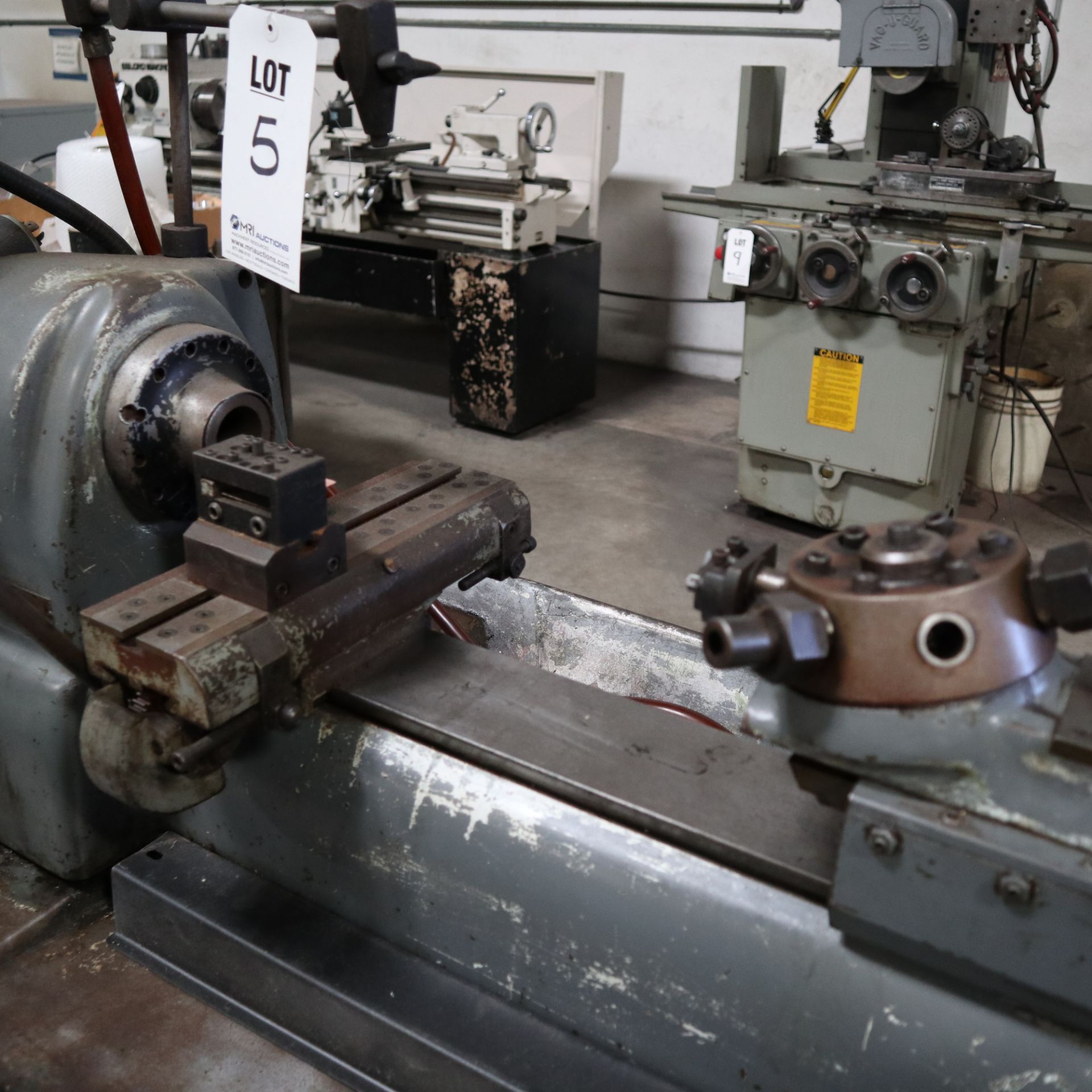 1957 HARDINGE ENGINE LATHE MODEL DSM59, 1 HP, 200 V, 3 PHASE, 50 HTZ, CONTROL VOLTS 110 - Image 2 of 6