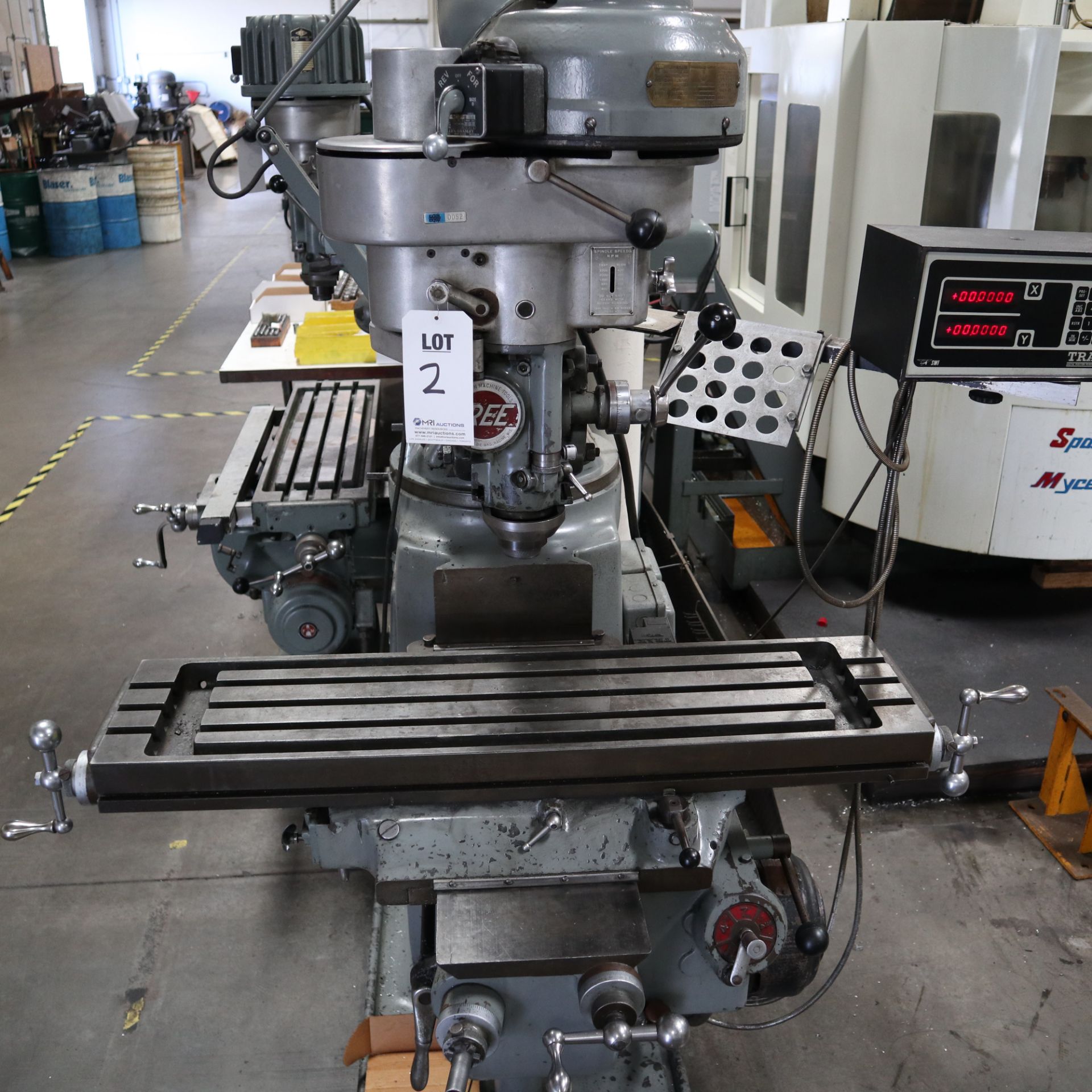 TREE MODEL 2UVR MILLING MACHINE, REBUILT 1975, S/N 1008, WITH TRAK DRO *PLEASE NOTE: ISSUE WITH X - Image 3 of 12