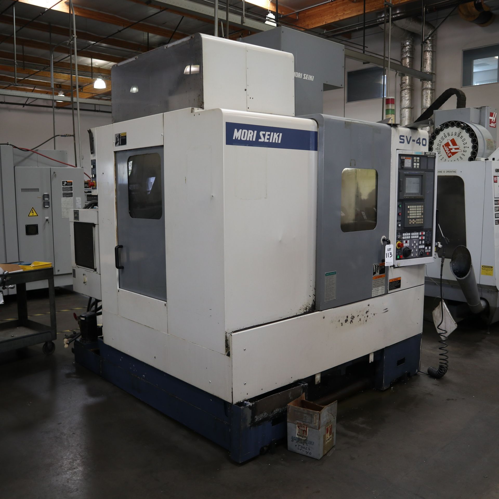 1998 MORI SEIKI SV40, S/N 113, FANUC CONTROL, 22” X 20” X 20”, 4TH AXIS READY, CHIP CONVEYOR