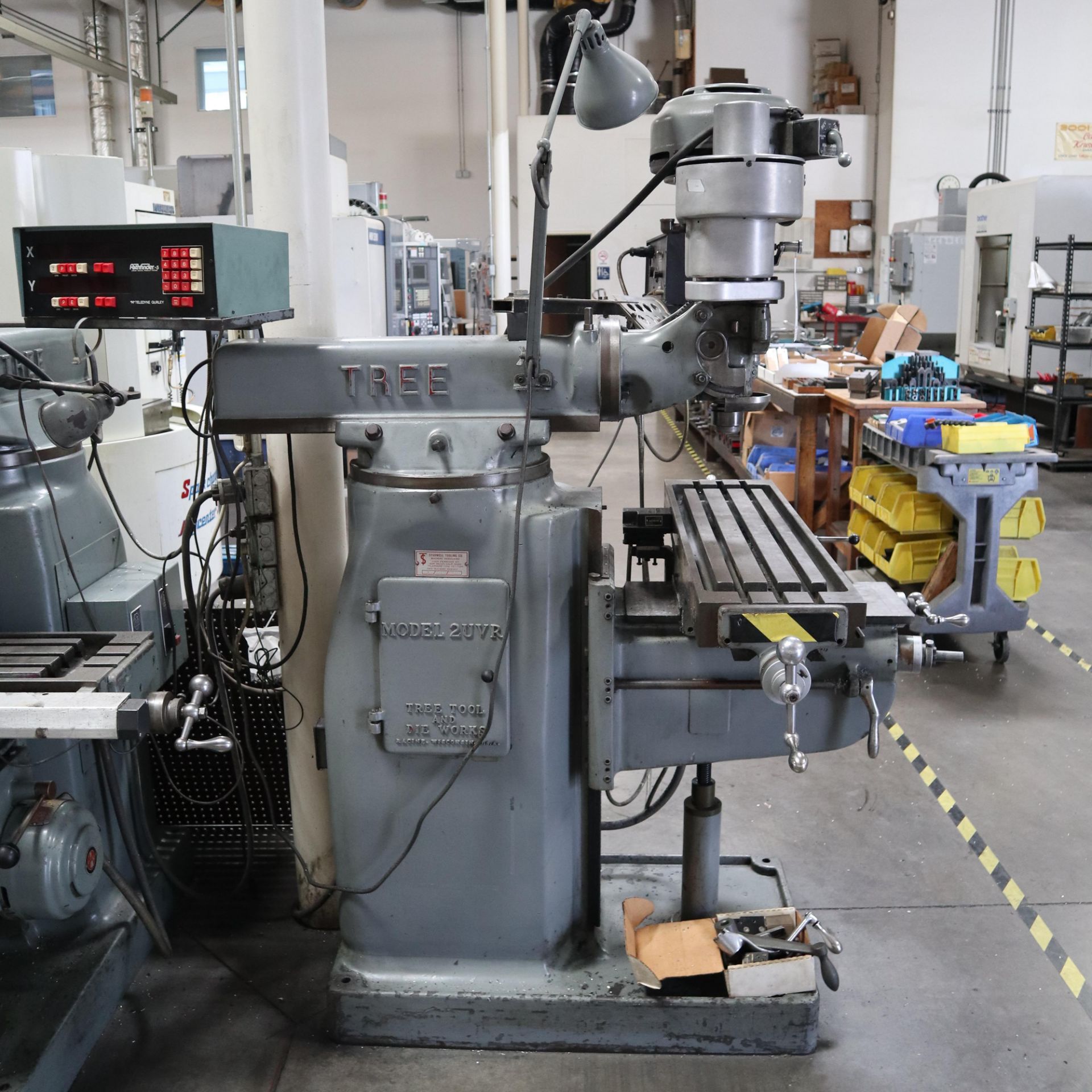 TREE MODEL 2UVR MILLING MACHINE, REBUILT 1975, S/N 1008, WITH TRAK DRO *PLEASE NOTE: ISSUE WITH X - Image 7 of 12
