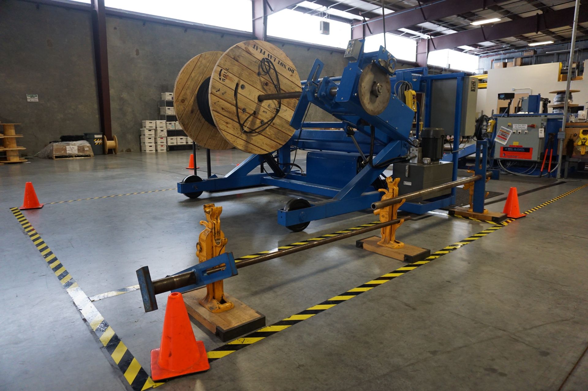 REELPOWER REEL COILING MACHINE, MODEL HJ8-015, S/N 62476-1-1, CAPACITY 8,000, WITH VARIED SIZE - Image 3 of 6