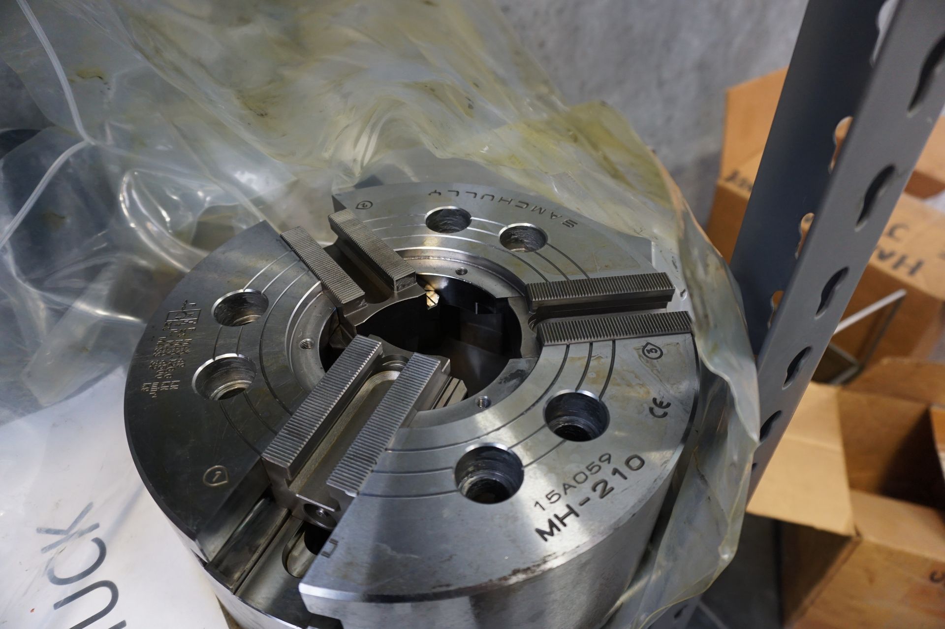 SAMCHULLY LATHE CHUCK MH-210 10" (HAAS MAIN SPINDLE) - Image 2 of 2