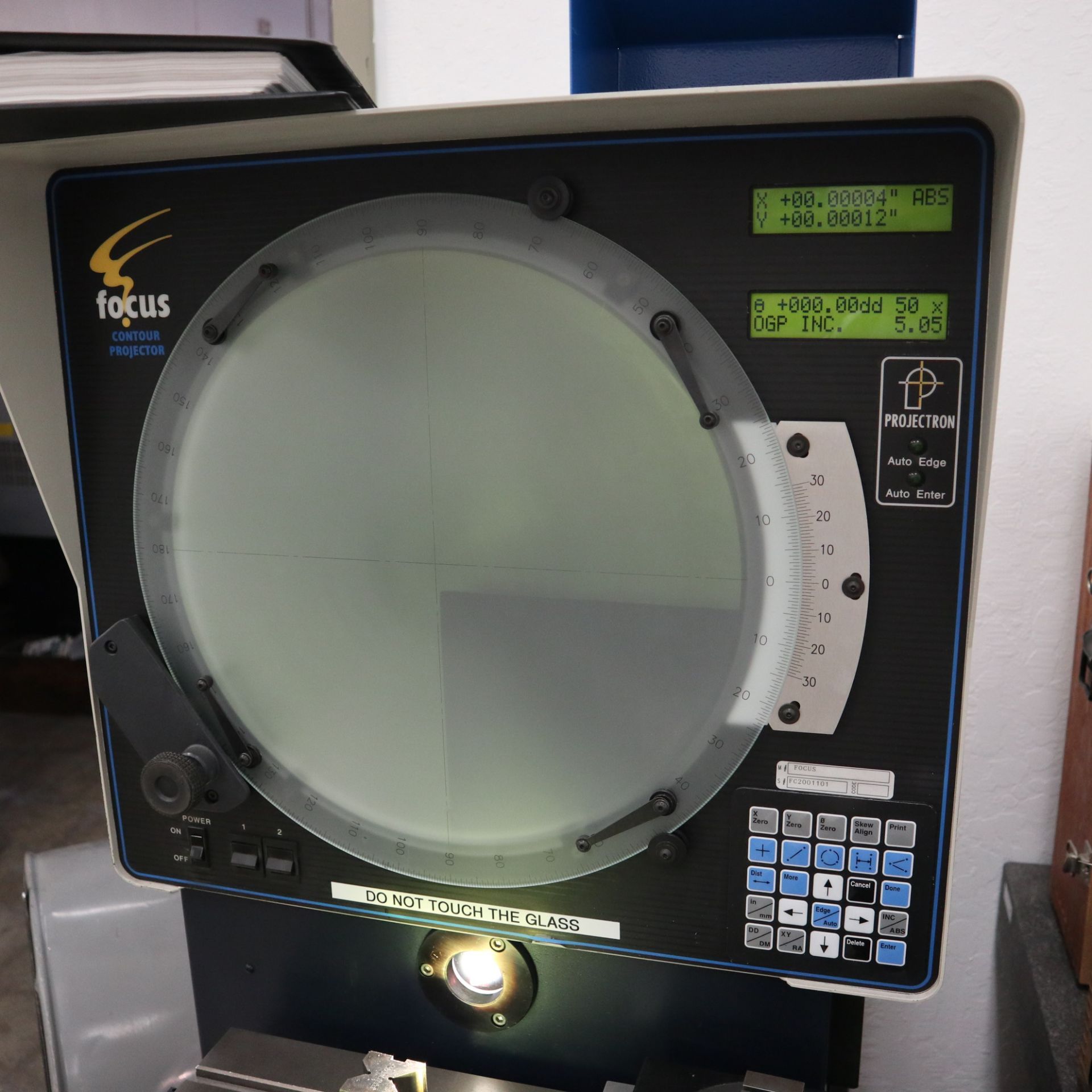 OPTICAL GAGING PRODUCTS FOCUS OPTICAL COMPARATOR, S/N FC2001101 - Image 2 of 4