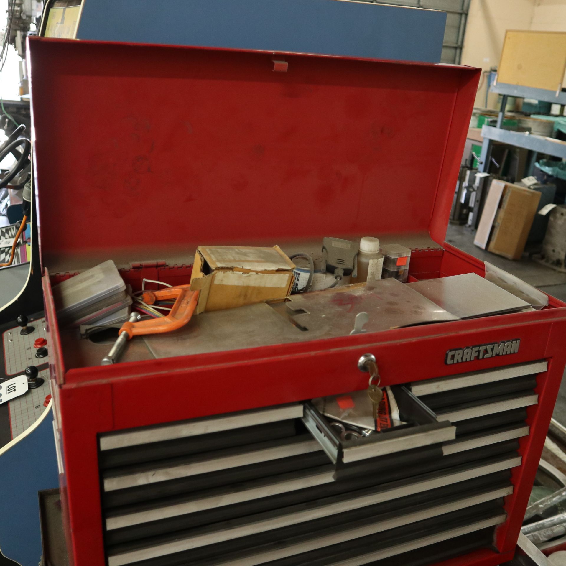 LOT TO INCLUDE: (1) CRAFTSMAN TOOLBOX 9 DRAWER WITH MISC. WRENCHES, SOCKETS, AND TOOLING - Image 3 of 14