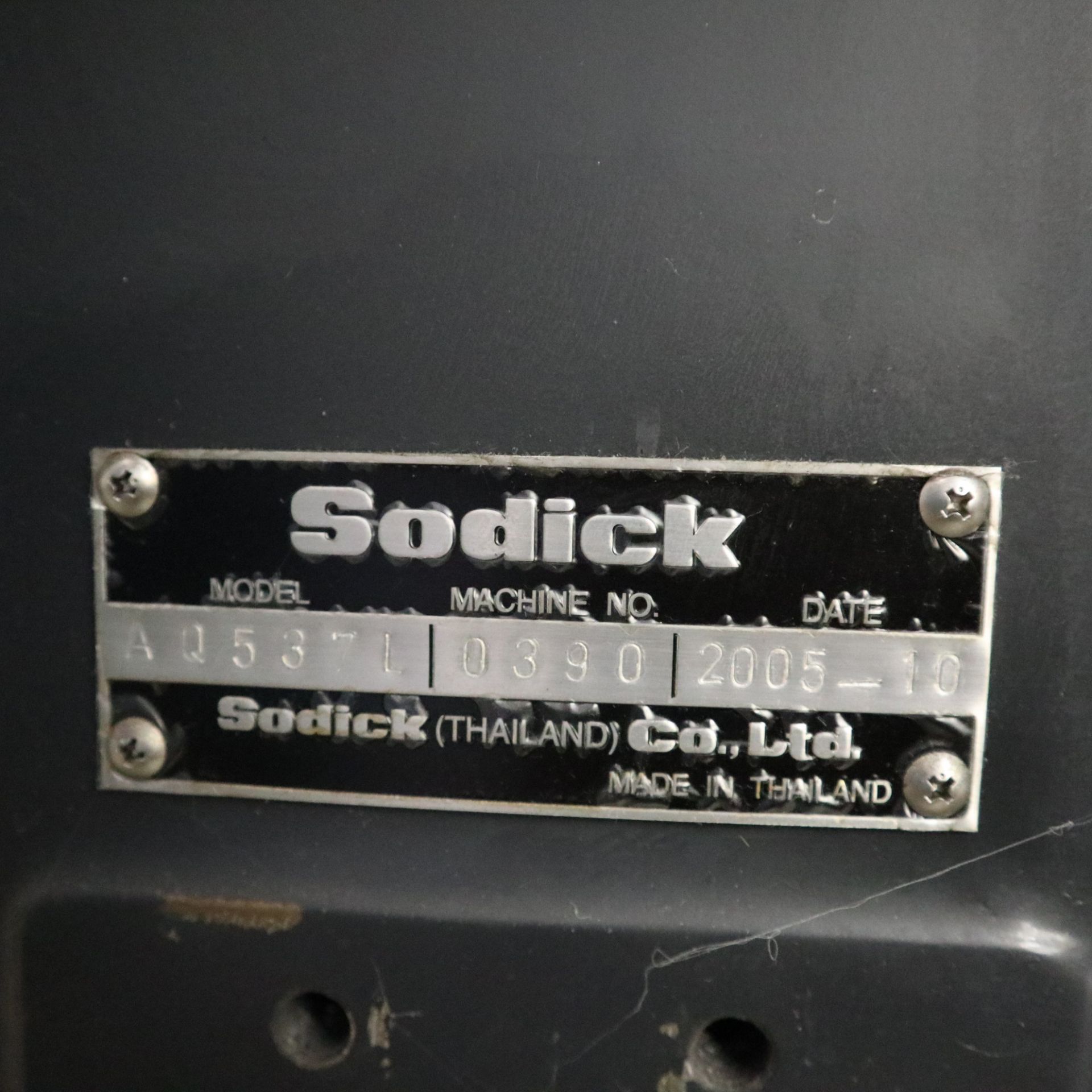 2005 SODICK AQ537L 5 AXIS EDM, S/N 0390, CUT TIME 2216 HRS, MANUALS AND TOOLS - Image 9 of 11