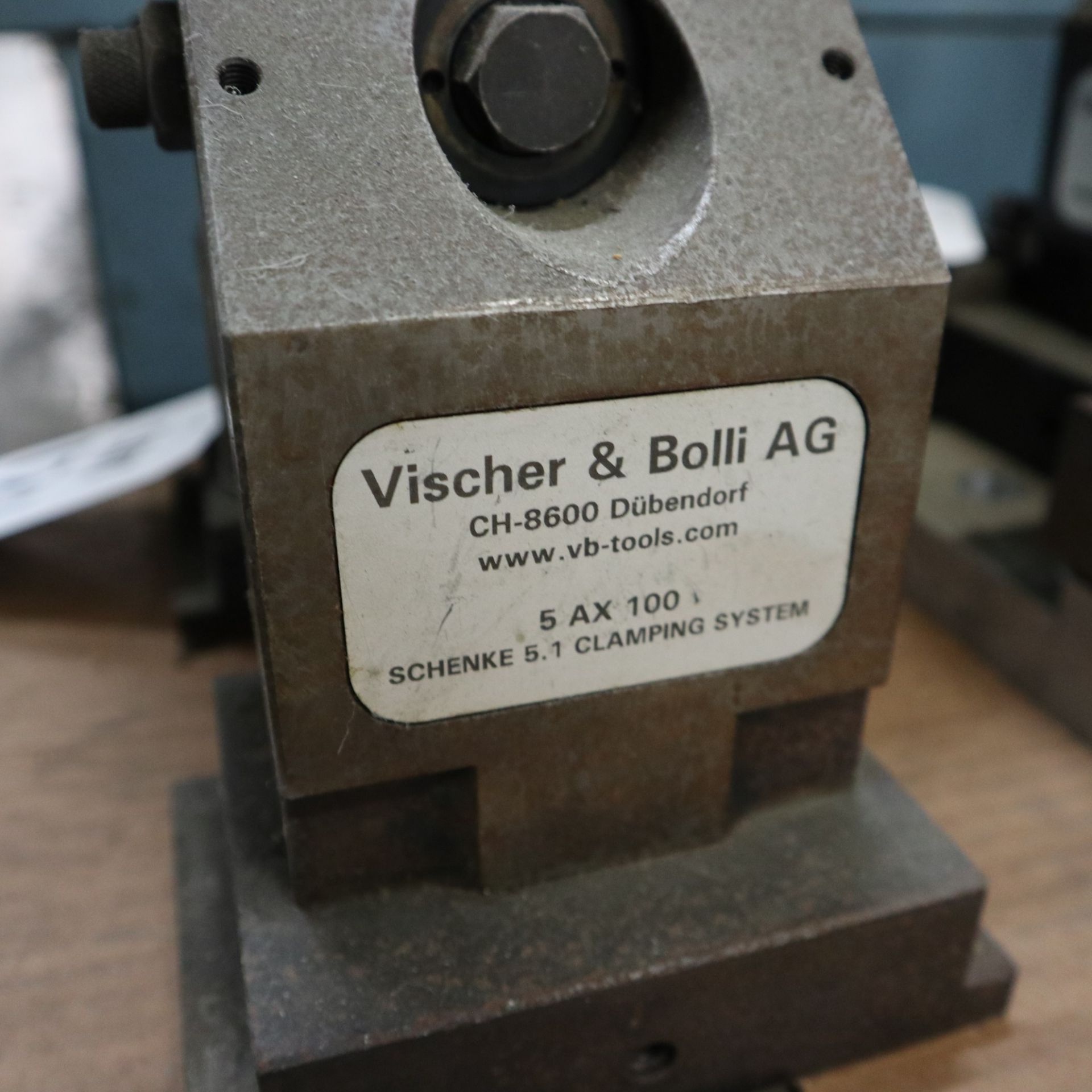 VISCHER & BOLLI AG CH-8600, 5 AX 100 SCHENKE 5.1 CLAMPING SYSTEM - Image 2 of 2