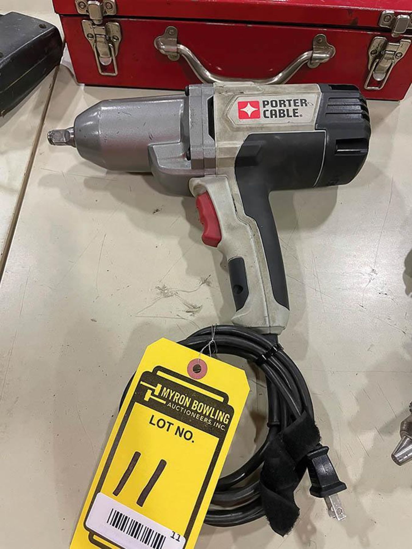 PORTER CABLE 1/2'' IMPACT WRENCH, MODEL PCE210