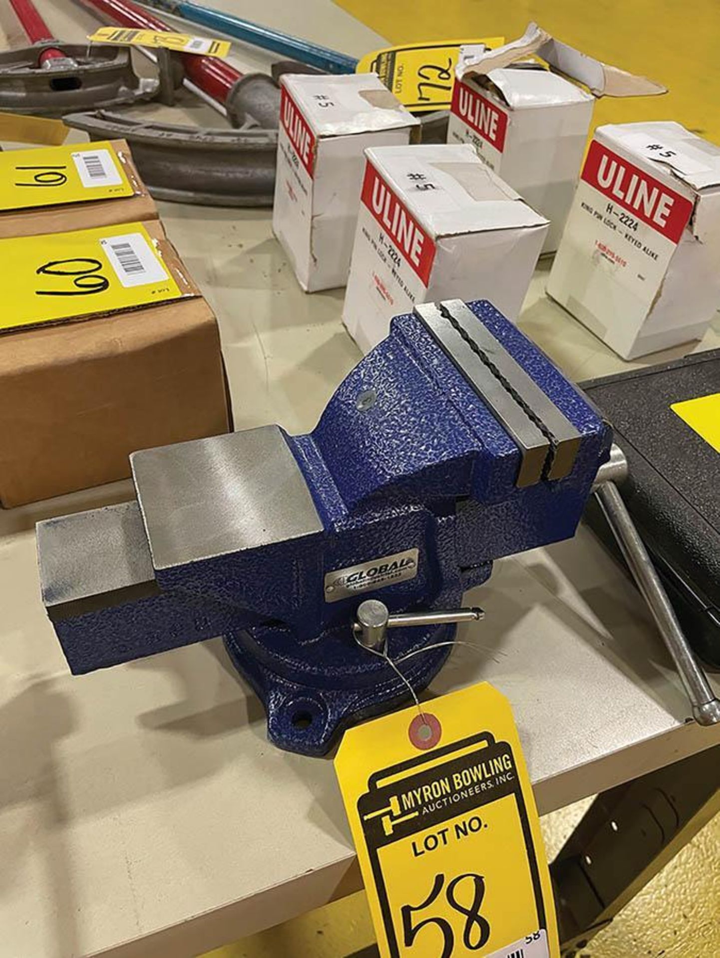 GLOBAL 4'' BENCH VISE