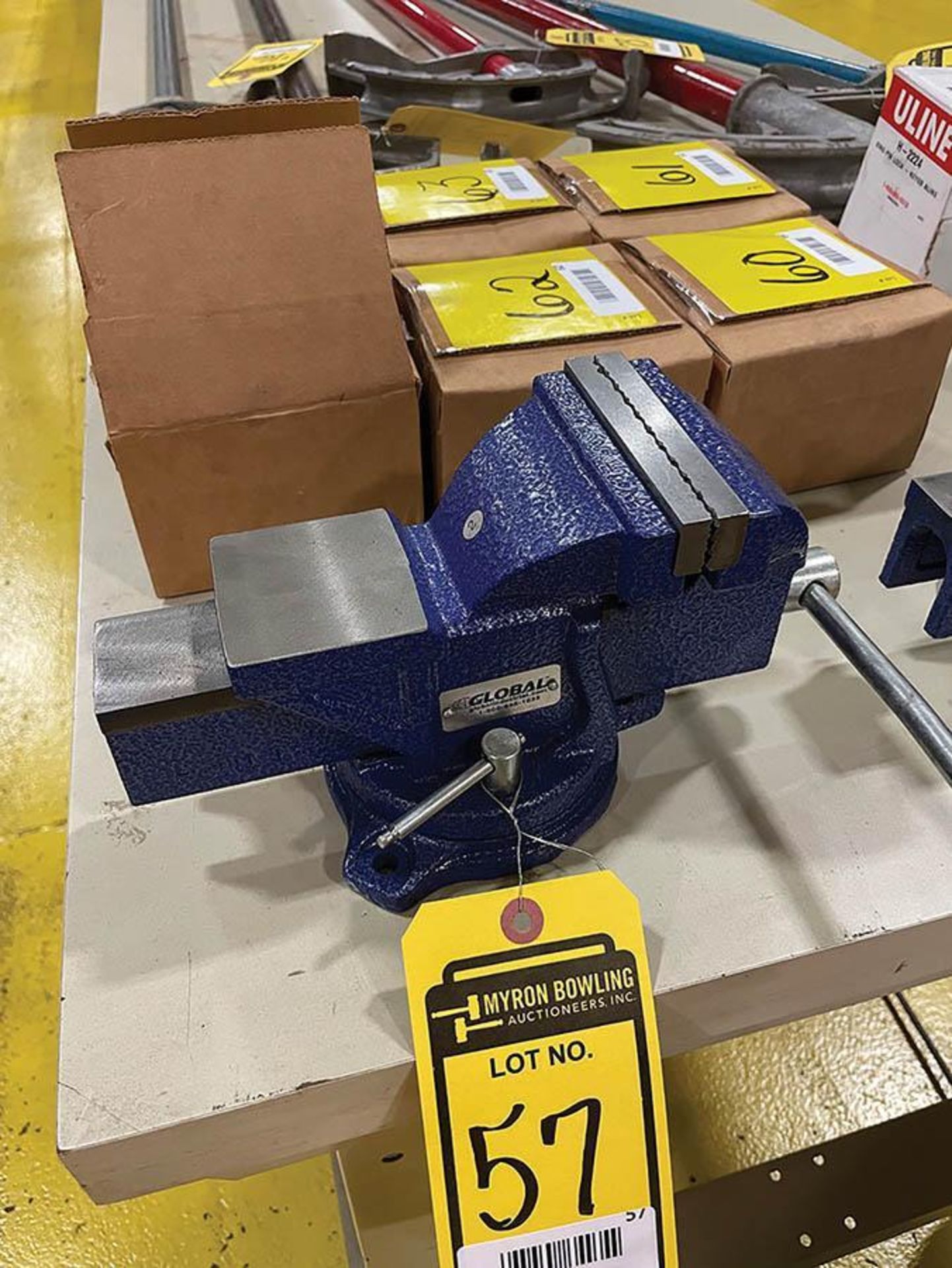 GLOBAL 4'' BENCH VISE