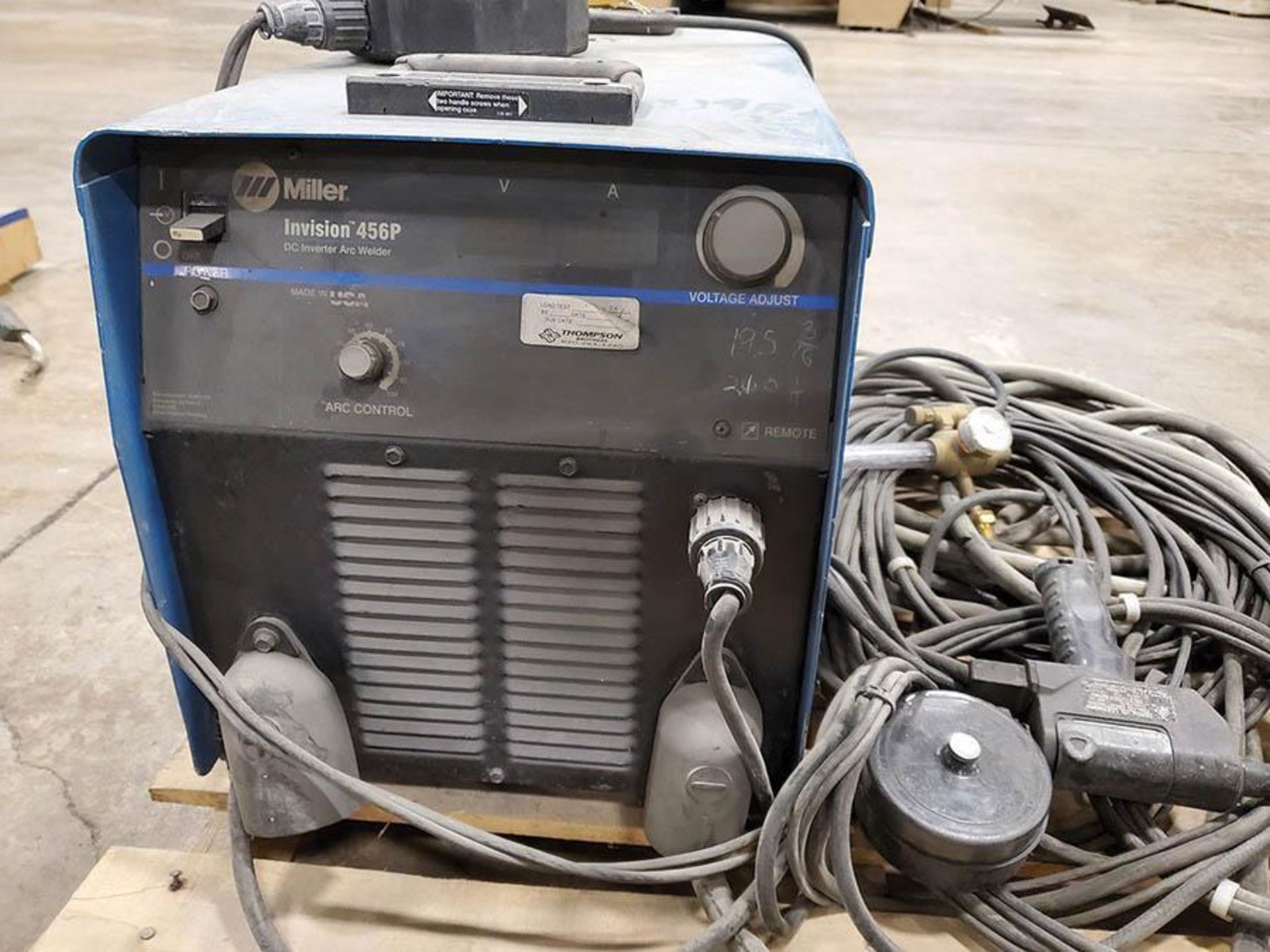 MILLER INVISION 456P DC INVERTER ARC WELDER WITH HOSE AND HEAD - Image 2 of 5