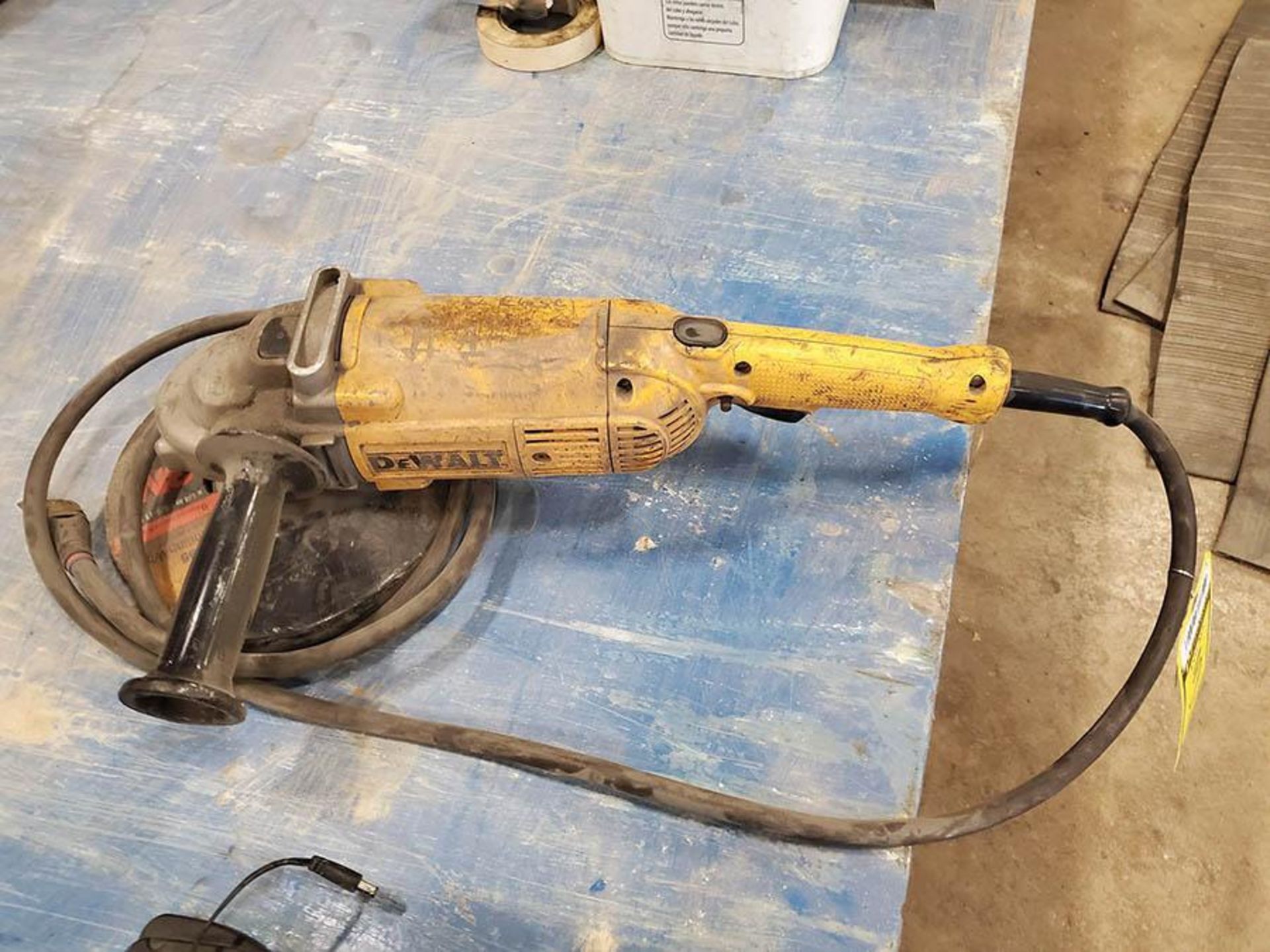 DEWALT ELECTRIC RIGHT ANGLE GRINDER