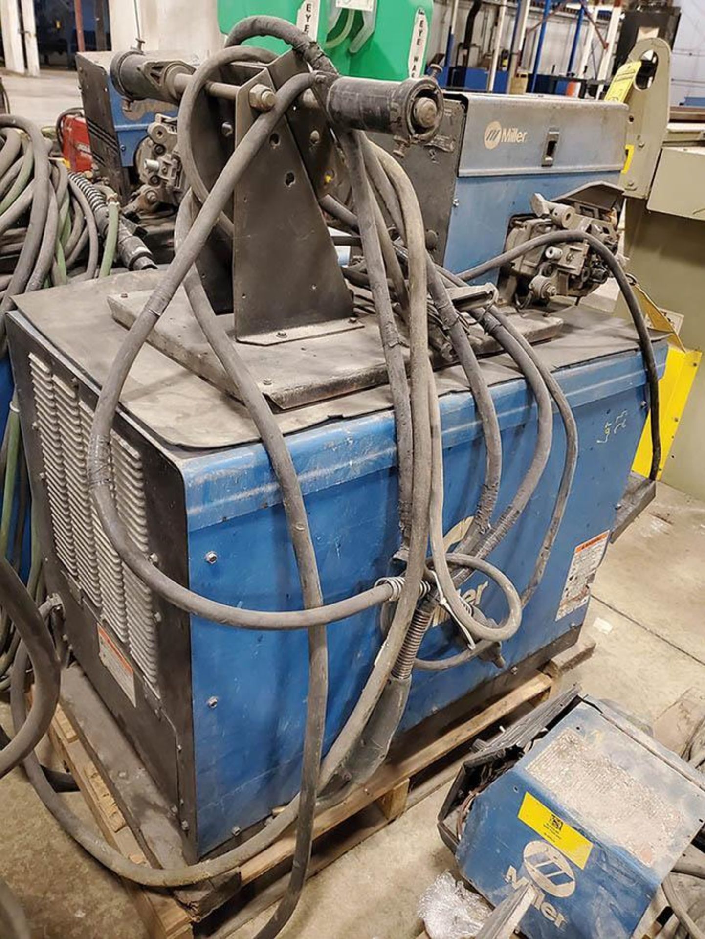 MILLER DELTAWELD 452 CV-DC WELDERS WITH MILLER WIRE FEED - Image 5 of 5