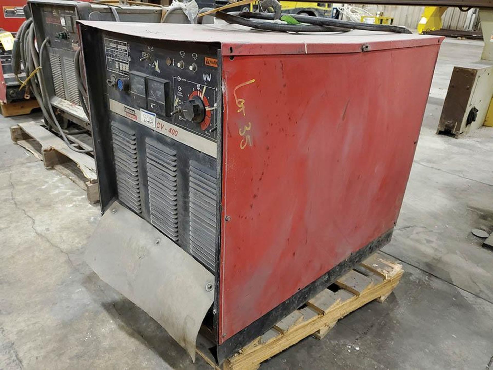 LINCOLN IDEALARC CV-400 CV-DC ARC WELDER - Image 3 of 4