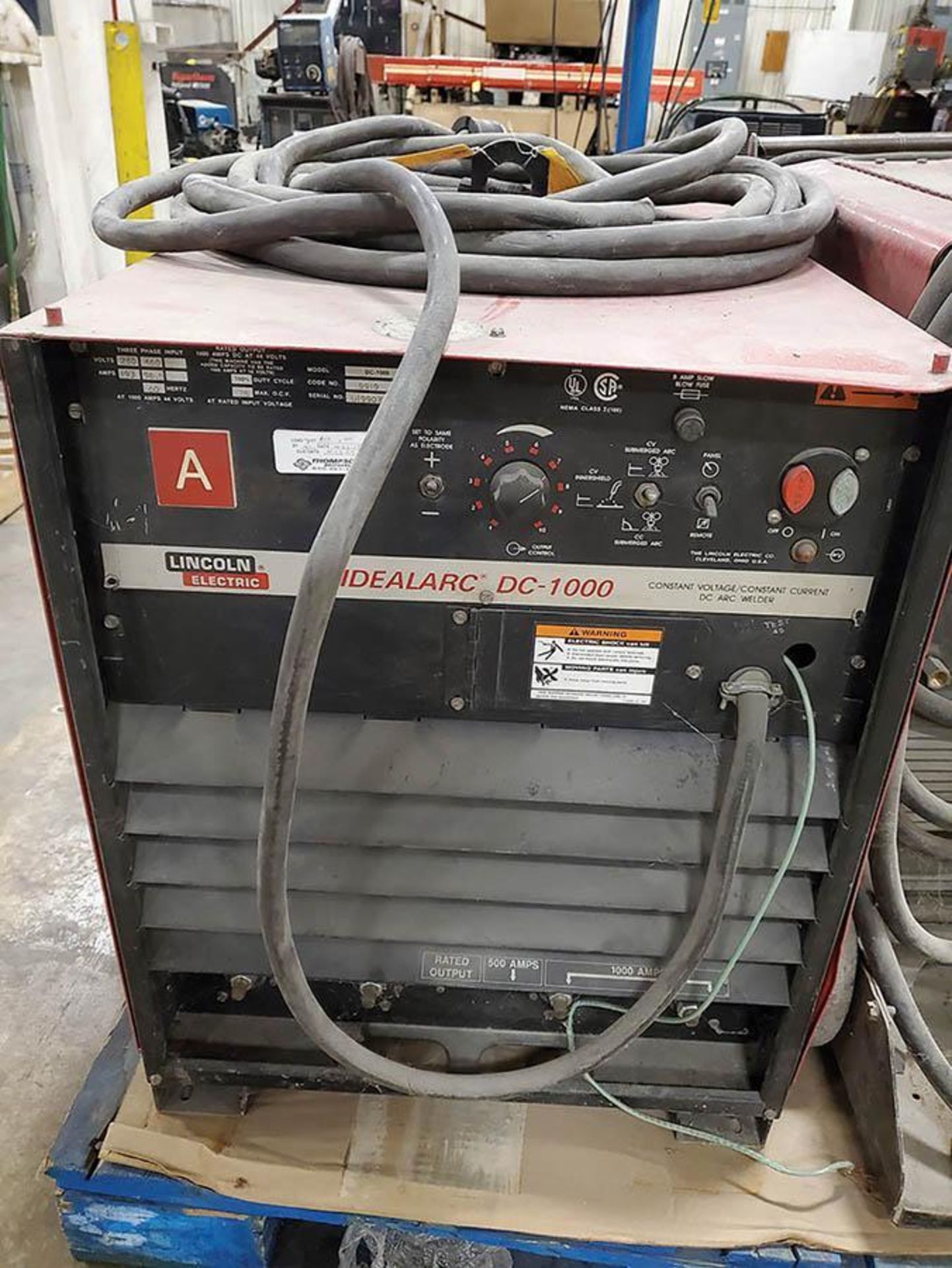 LINCOLN DC-1000 CV-CC DC ARC WELDER - Image 2 of 4