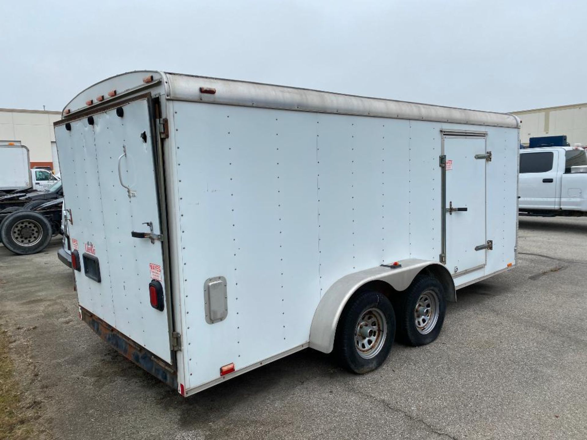 2005 CARGO MATE 16' CARGO TRAILER, MODEL CM716TA2, SIDE DOOR, RAMP DOOR, TANDEM AXLE, VIN 5NHUCM6255 - Image 4 of 7