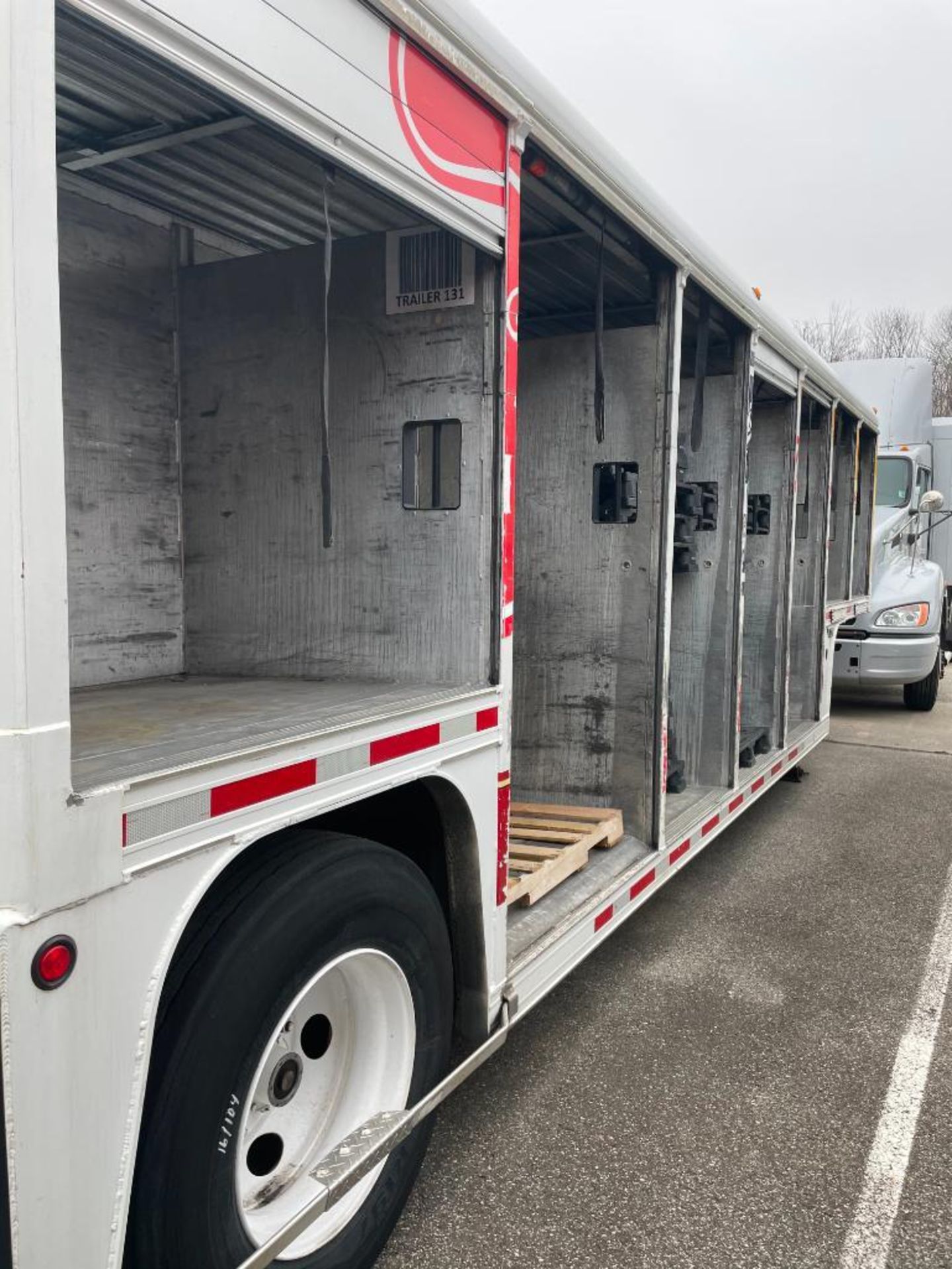 2005 MICKEY BEVERAGE TRAILER, SINGLE AXLE, 14-BAY, VIN 5CWRA29125H057045, UNIT 131 - Image 5 of 6