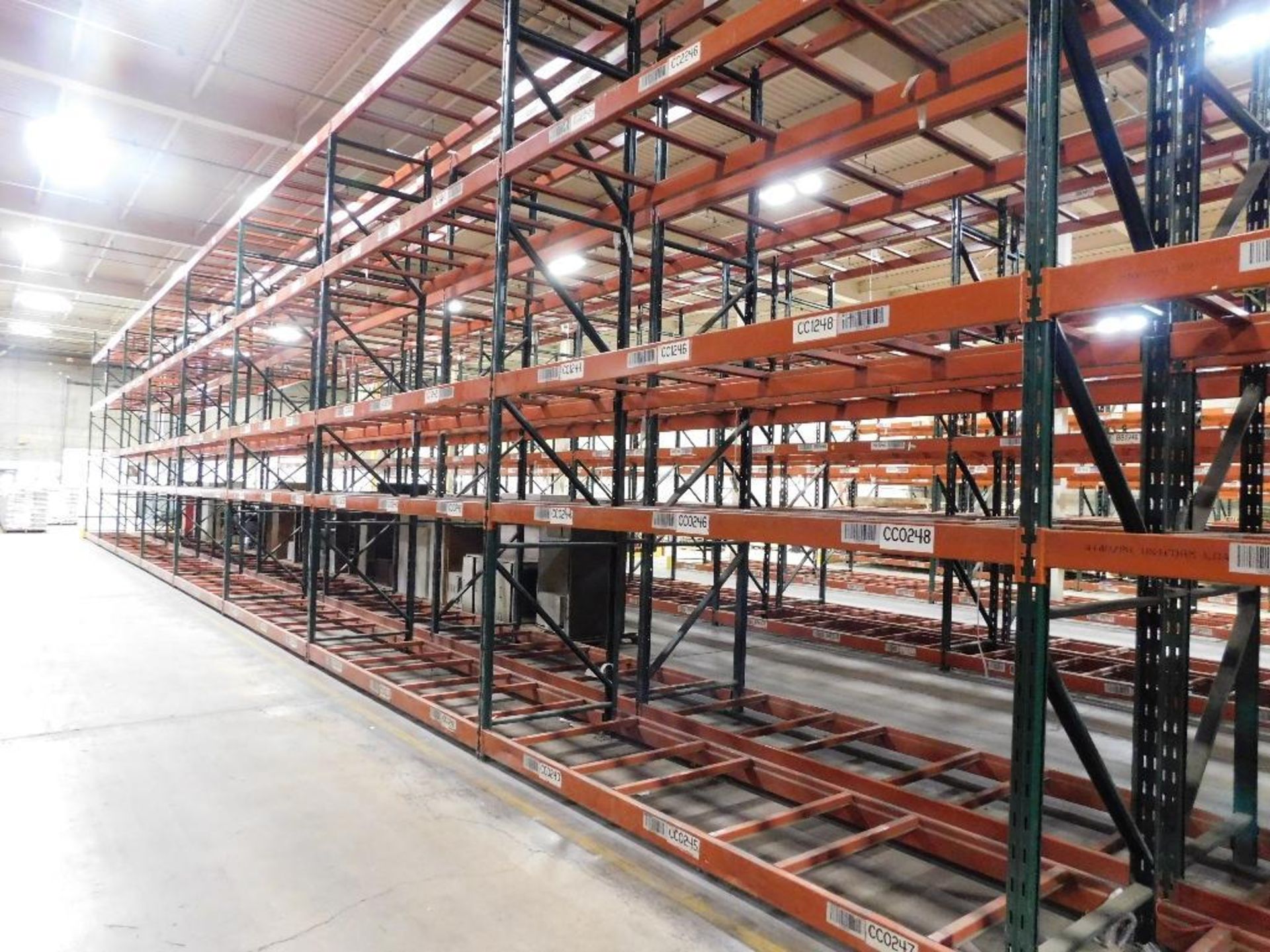 (32X) SECTIONS OF RIDG-U-RAK PALLET RACKING, (8) 20 FT. UPRIGHTS, (26) 16 FT. UPRIGHTS, (60) 4 1/2 I - Image 2 of 4