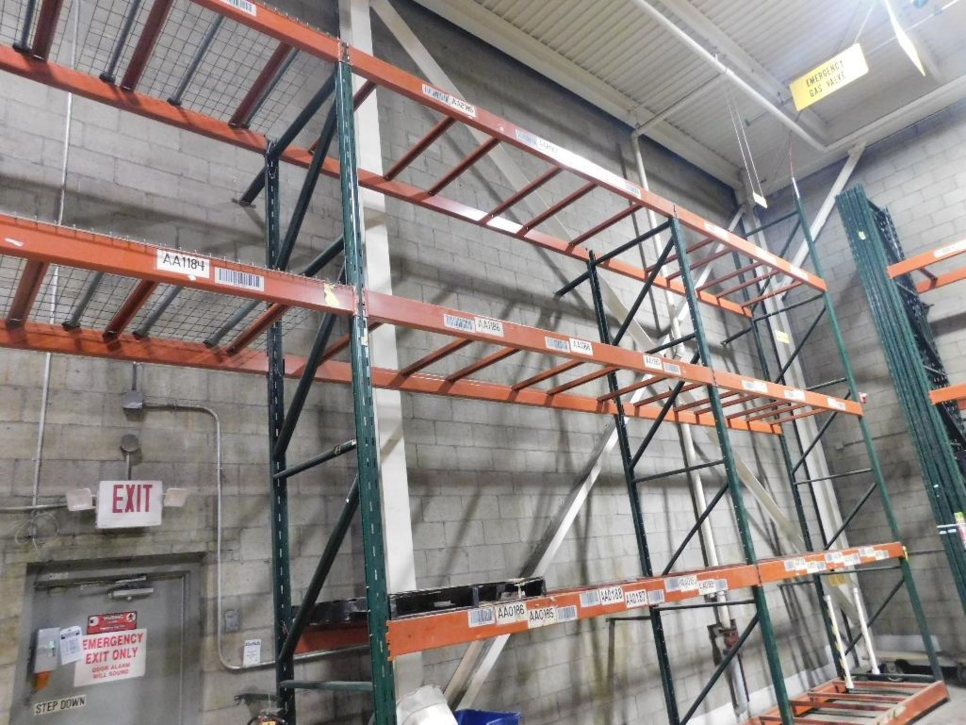 (14X) SECTIONS OF RIDG-U-RAK PALLET RACKING, (15) 16 FT. UPRIGHTS, (92) 5 1/2 IN. X 132 IN. HORIZONT