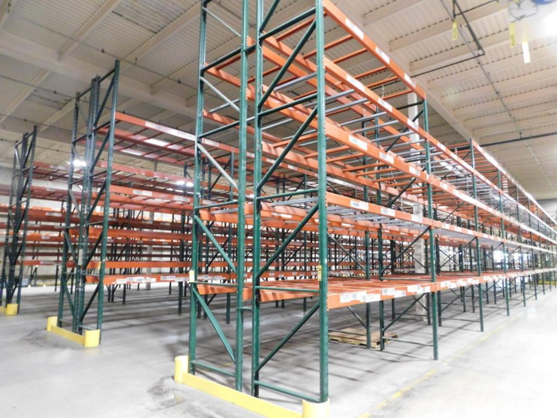 (22X) SECTIONS OF RIDG-U-RAK PALLET RACKING, (6) 20 FT. UPRIGHTS, (18) 16 FT. UPRIGHTS, (123) 5 1/2 - Image 2 of 4