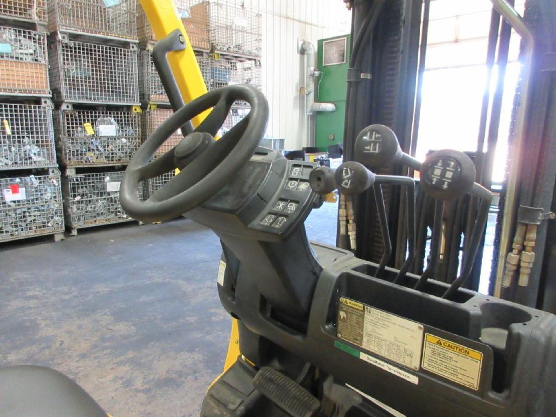 2009 HYSTER 7,000-LB. CAP. LPG FORKLIFT, 3-STAGE MAST, 187 IN. MAX. LOAD HT., CUSHION TIRES, LEVER - Image 6 of 6