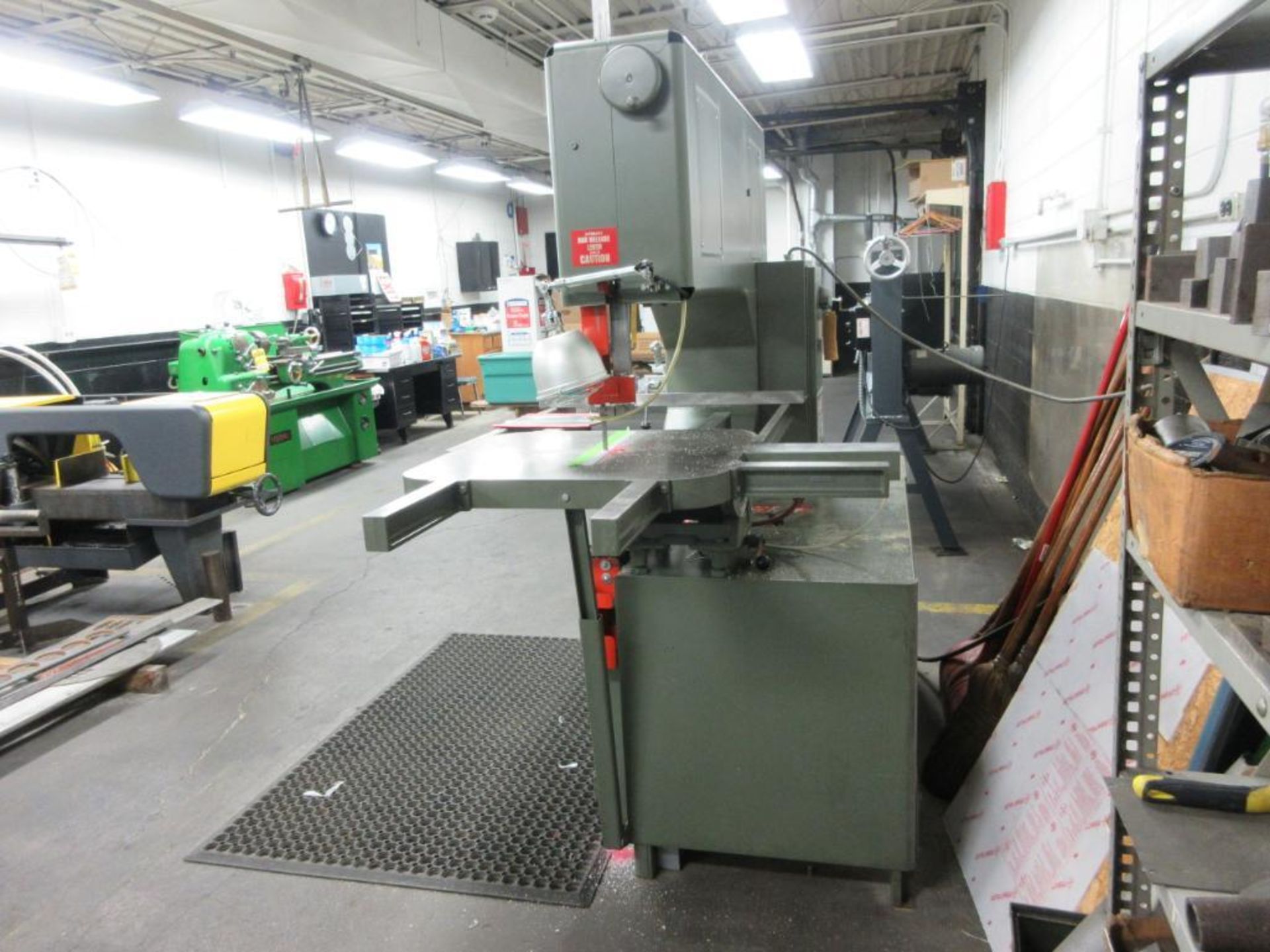 1996 GROB VERTICAL BAND SAW, MODEL 4V-36, S/N 1859, 2-SPEEN LOW, 40-420 FPM, 2-SPEED HIGH, 475- - Image 3 of 4