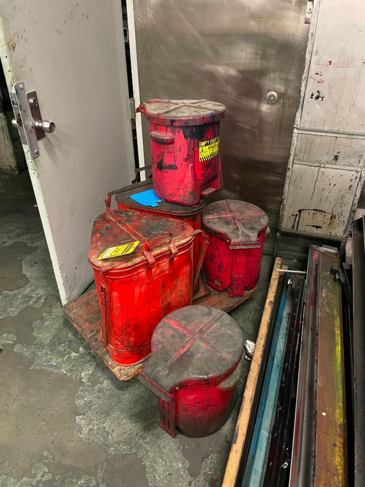 (5) HAZARDOUS MATERIAL TRASH CANS