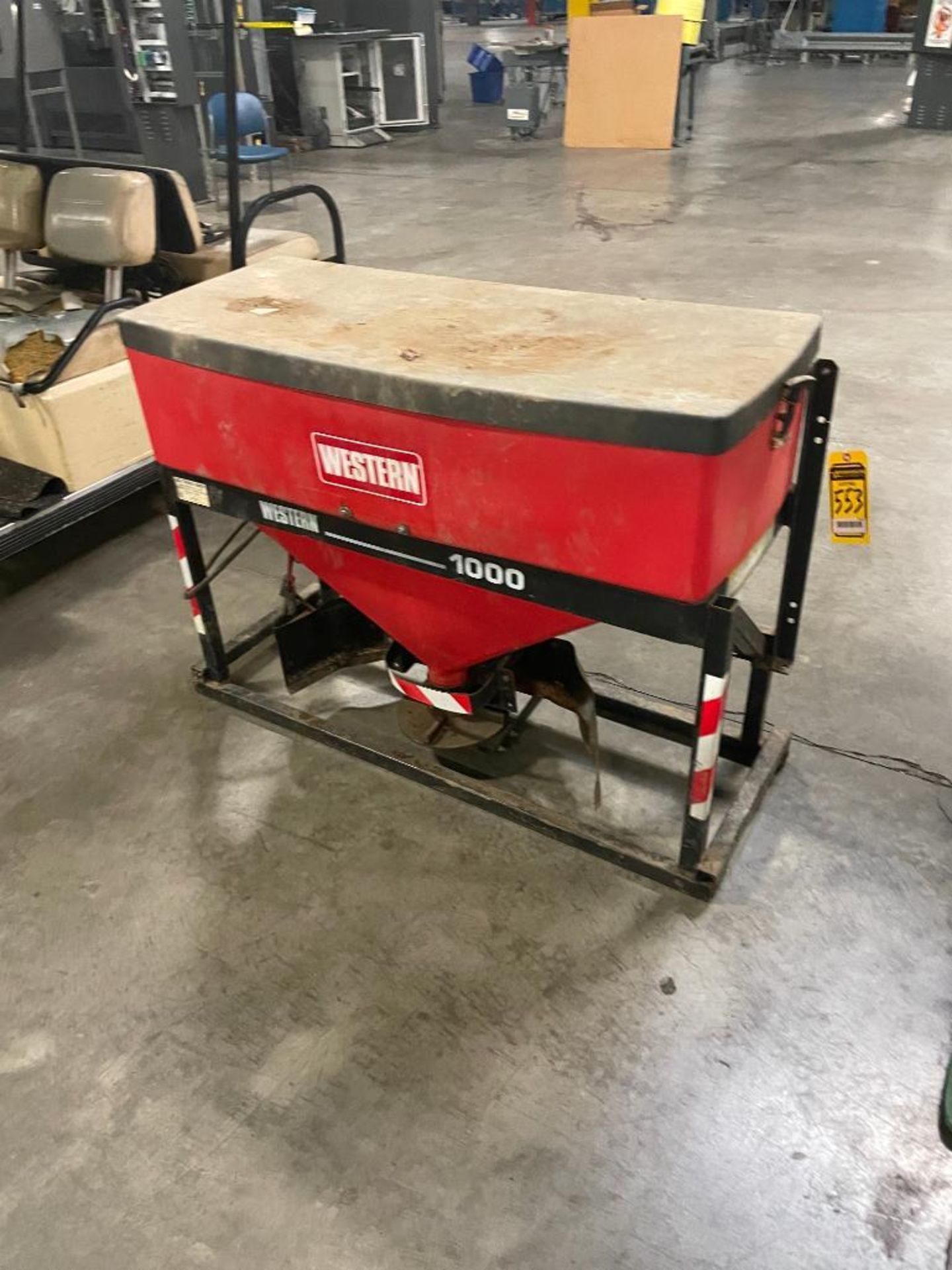 WESTERN MODEL 1000 SALT/FERTILIZER SPREADER