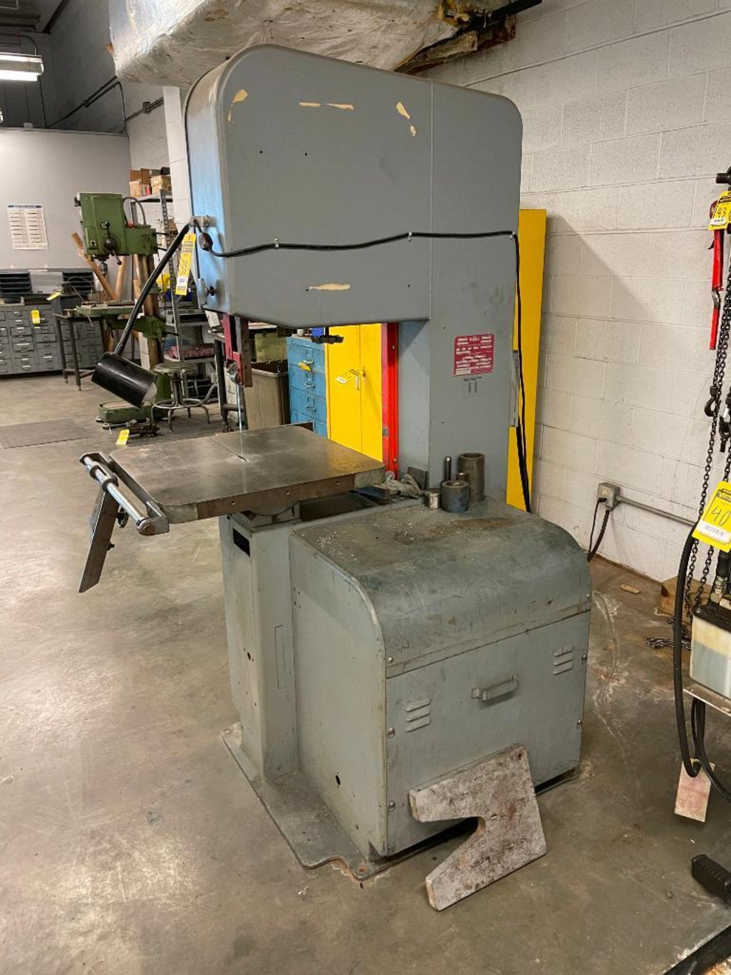 DOALL VERTICAL BAND SAW, VARIABLE SPEED, 14'' THROAT, MODEL DBW-15, S/N 290-8513430 - Image 2 of 2