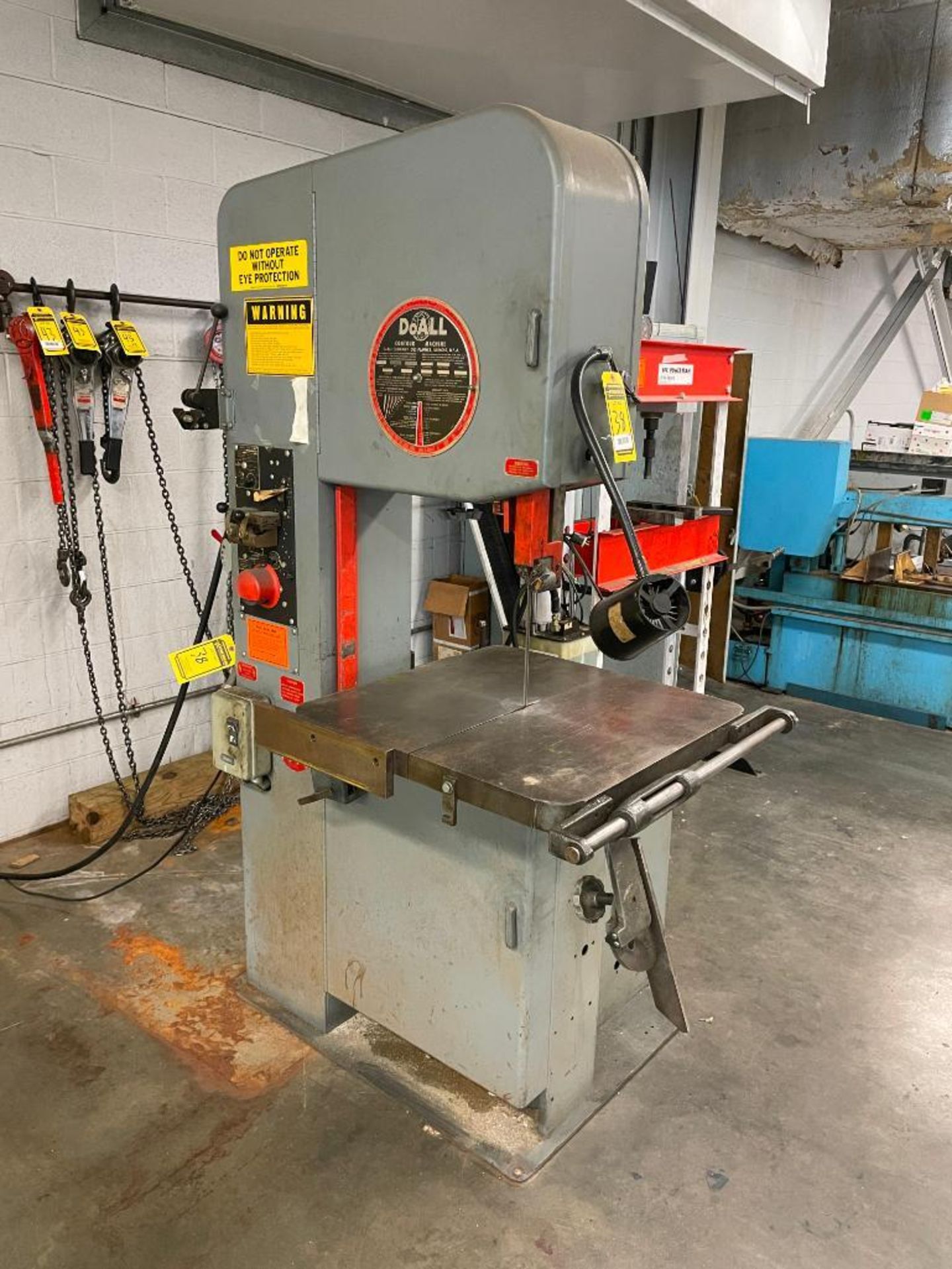 DOALL VERTICAL BAND SAW, VARIABLE SPEED, 14'' THROAT, MODEL DBW-15, S/N 290-8513430