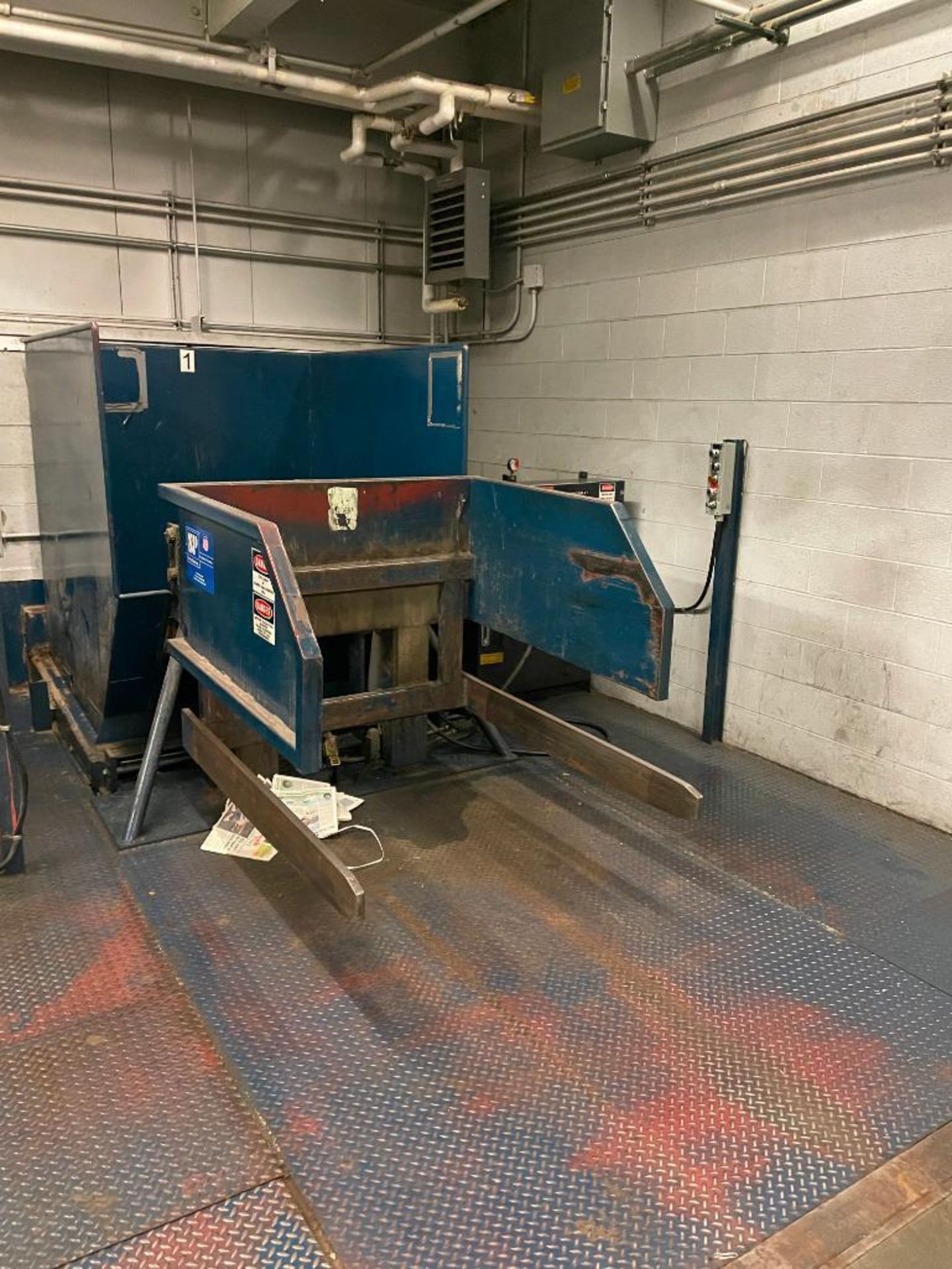 SP INDUSTRIES TRASH COMPACTOR, MODEL 4002, S/N 89051798, WITH 40 YARD HOPPER, SP HYDRAULIC PUMP - Image 5 of 9