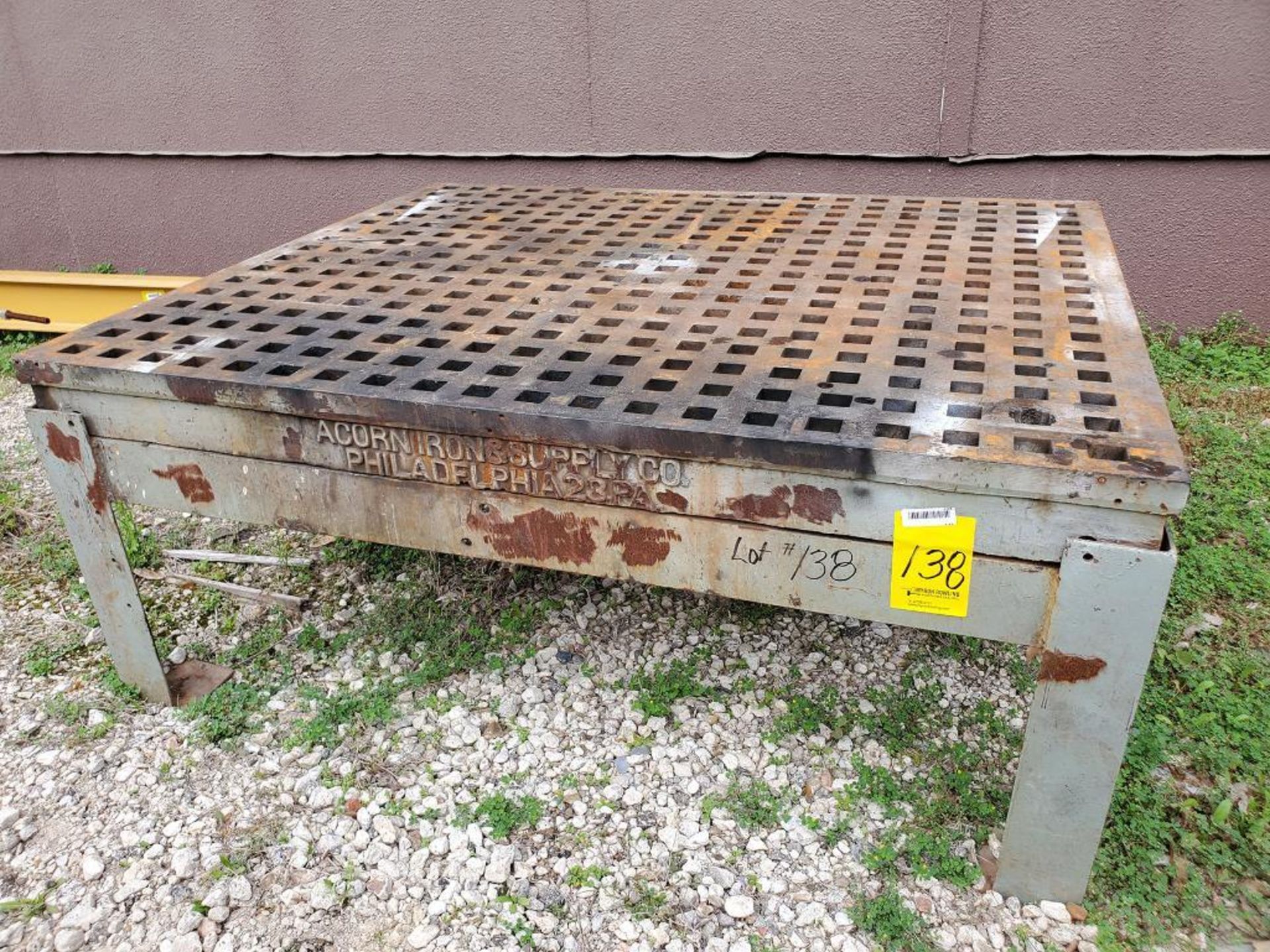 STEEL ACORN TABLE 5' X 6'