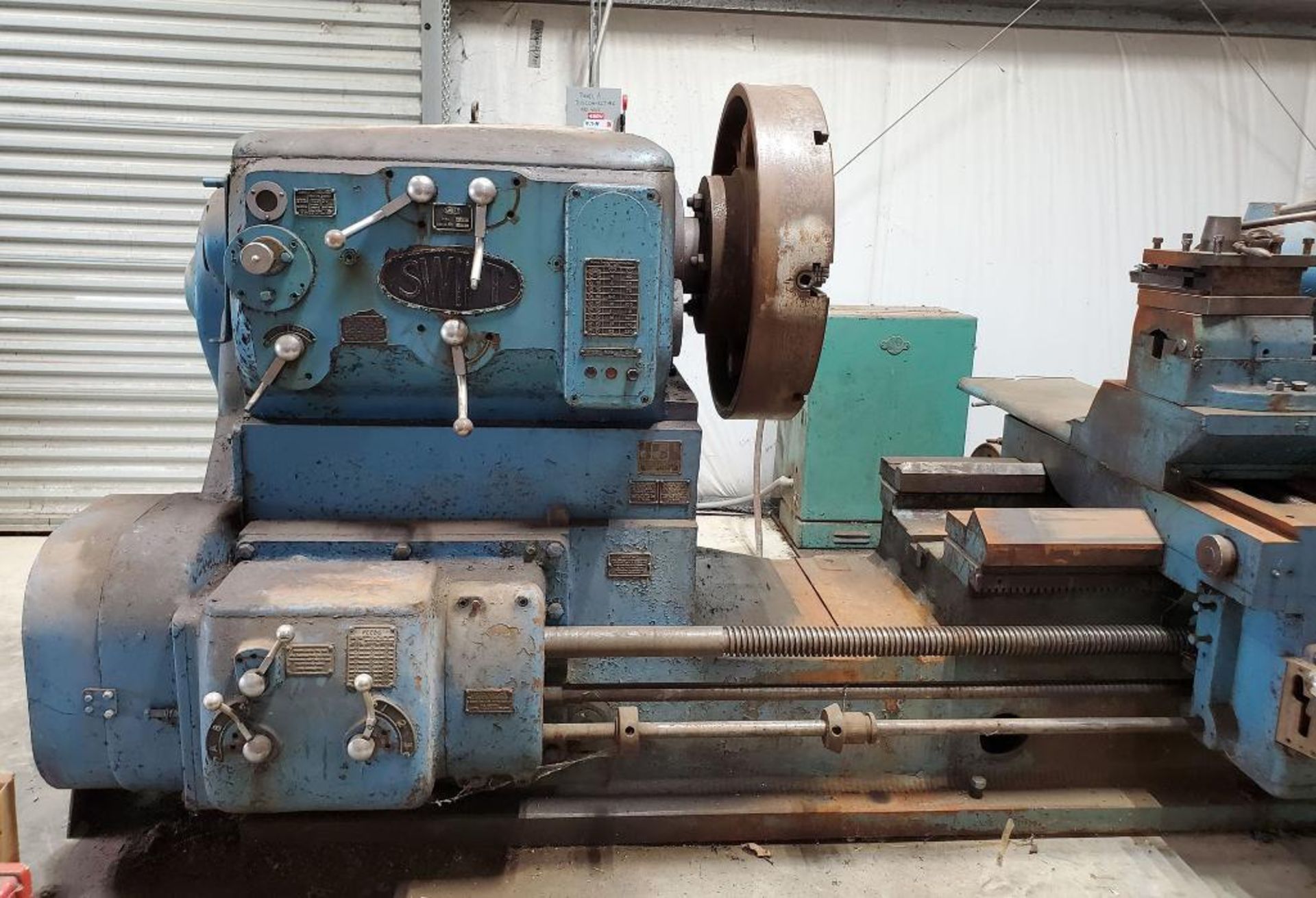 SWIFT ENGINE LATHE; MODEL 16-21.SV.5, S/N 13161, 11' BED, 32'' JAW CHUCK, 400-RPM SPINDLE, 4'' BAR