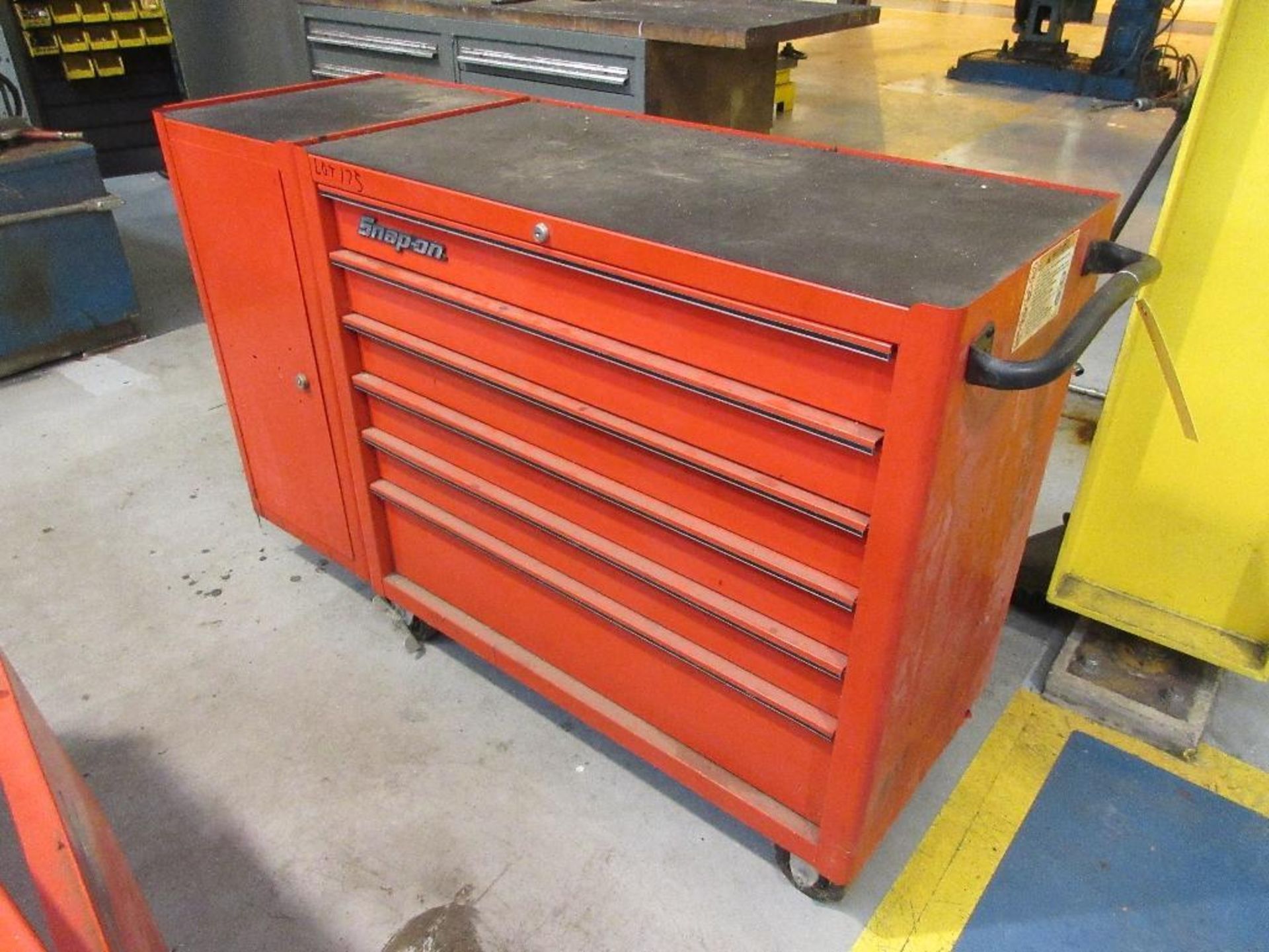 SNAP-ON TOOL CHEST W/ SIDE LOCKER