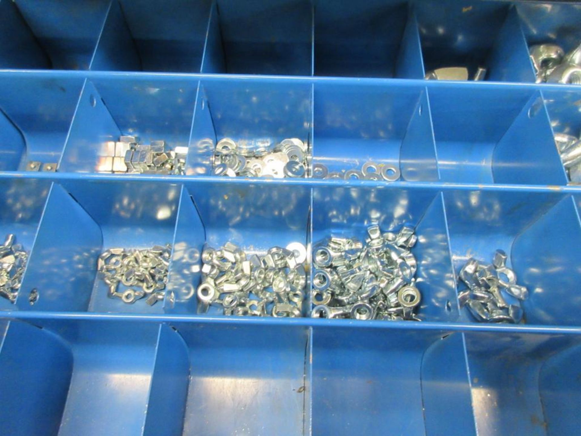 (30) LIDDED SMALL PARTS BINS W/ HARDWARE - Image 6 of 35