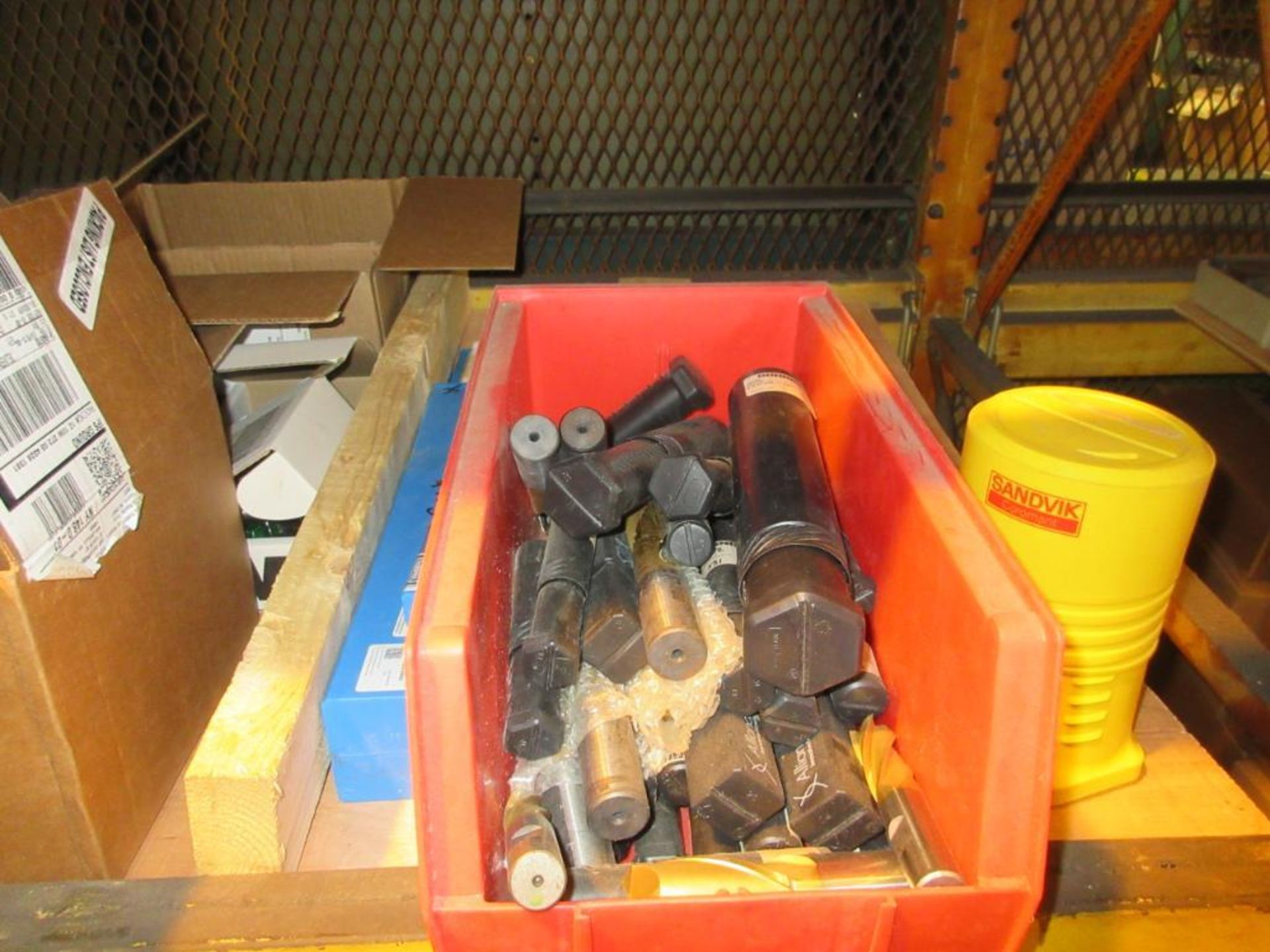 CONTENTS OF (22) SECTIONS PALLET RACK: ASSORTED ABRASIVES, SUNNEN STONES, TOOL BITS, DOVETAIL CUTTER - Image 13 of 43