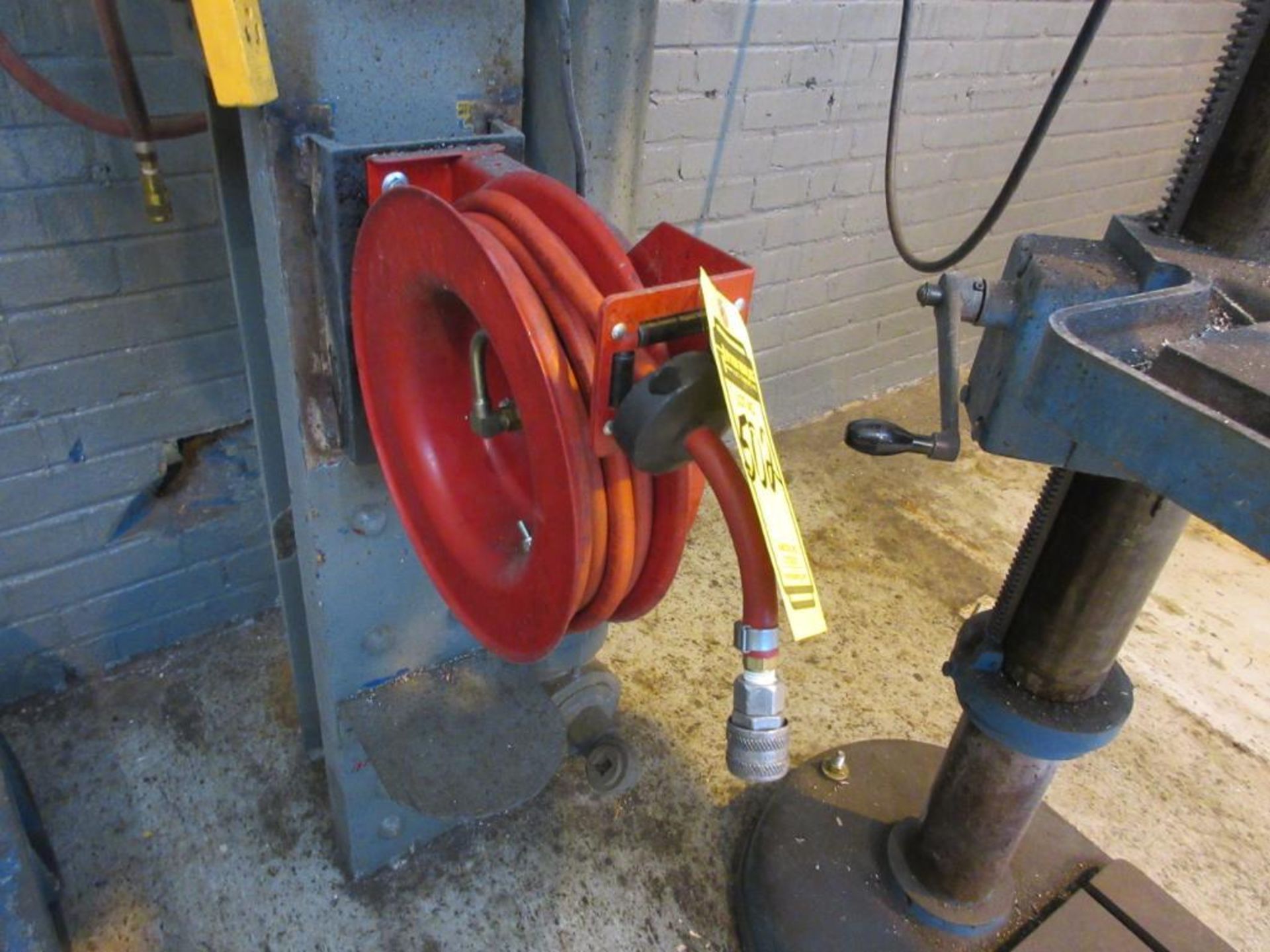 (4) HOSE REELS AND ROLL STORAGE RACK - Image 3 of 5