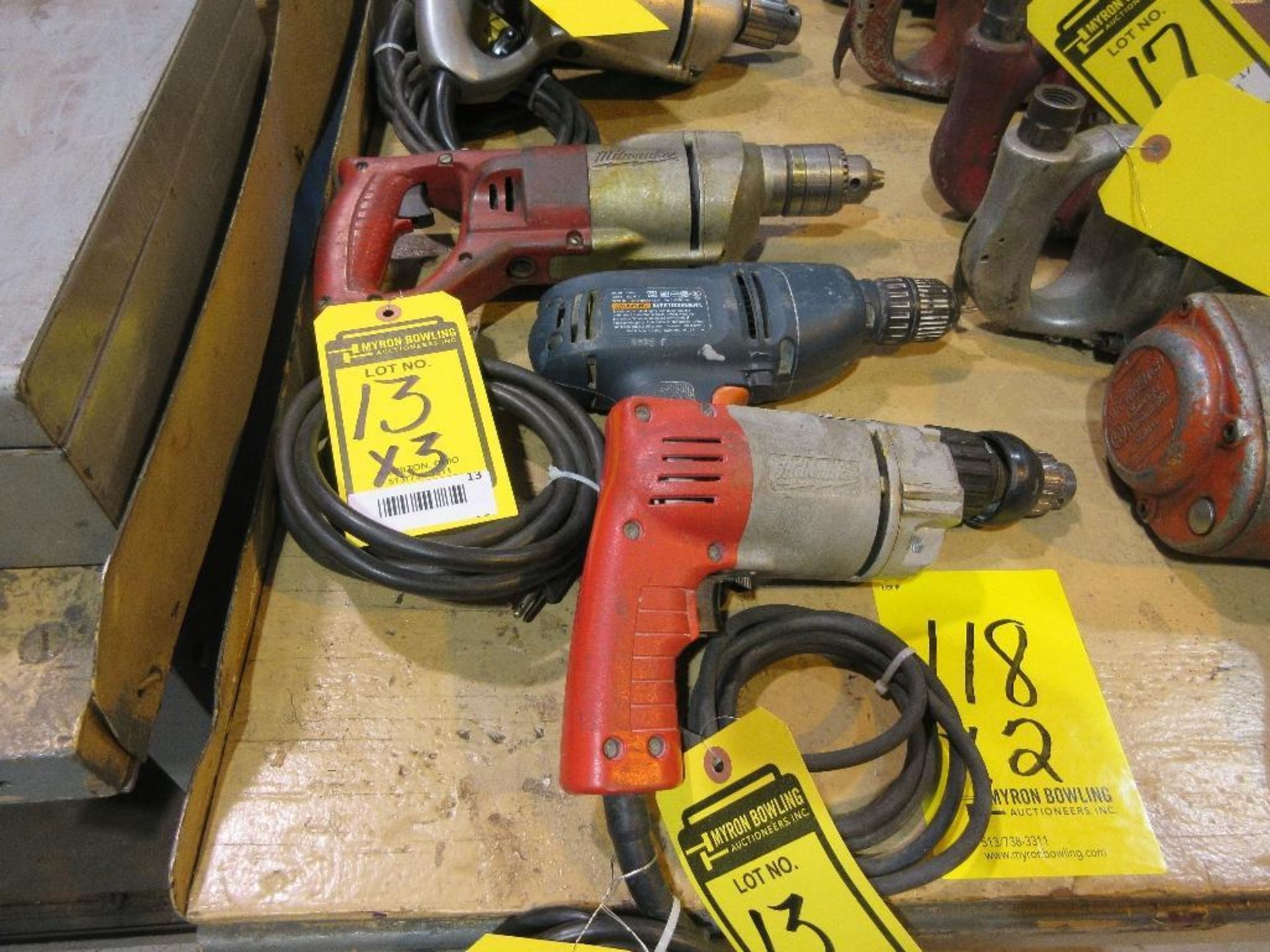(3) ELECTRIC DRILLS, (1) 1/2 IN. CHUCK, (2) 3/8 IN. CHUCK