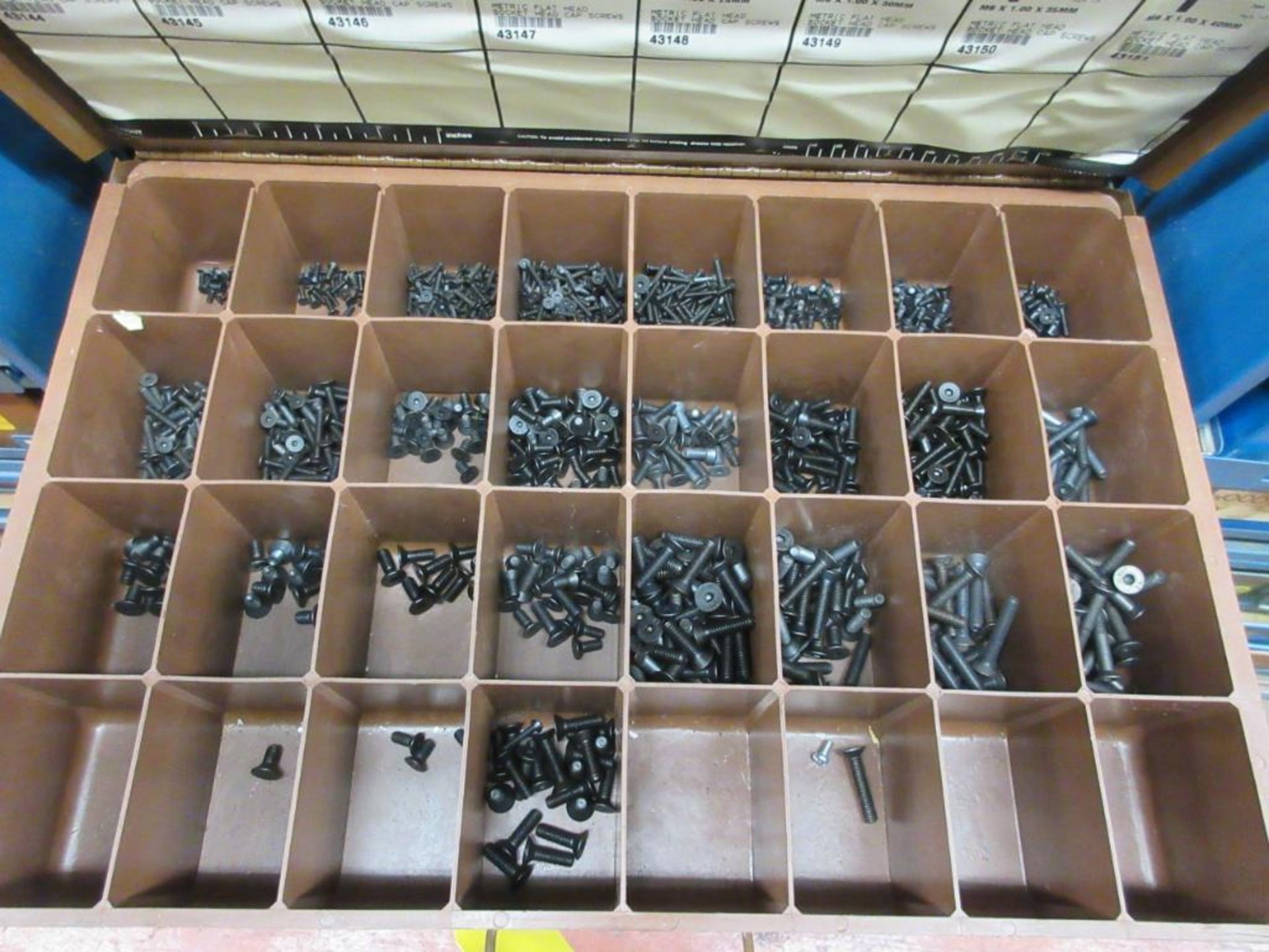 (30) LIDDED SMALL PARTS BINS W/ HARDWARE - Image 13 of 35