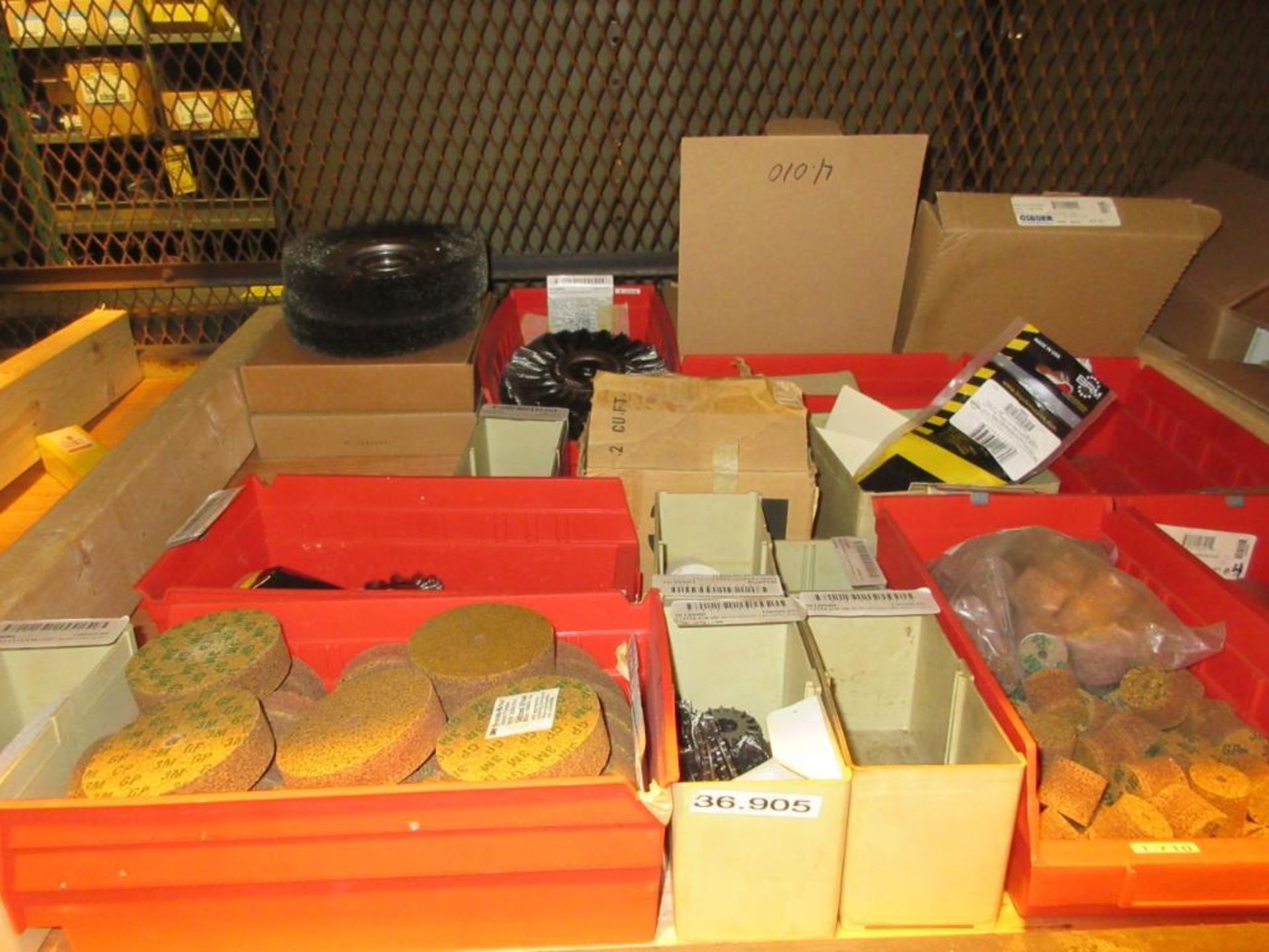 CONTENTS OF (22) SECTIONS PALLET RACK: ASSORTED ABRASIVES, SUNNEN STONES, TOOL BITS, DOVETAIL CUTTER - Image 11 of 43