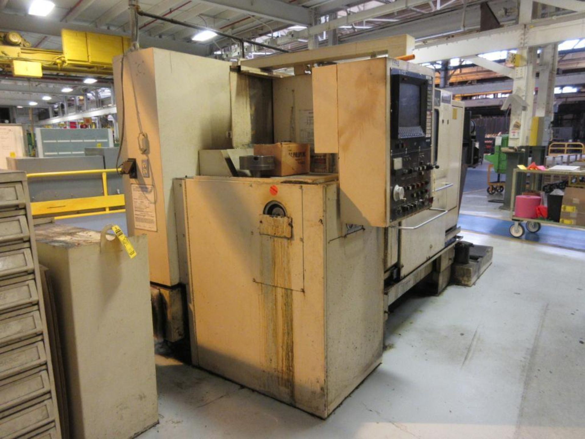 LEBLOND MAKINO CNC LATHE, 16-STATION TURRET, COLLET CHUCK, TAILSTOCK, COOLANT, CHIP CONVEYOR, - Image 2 of 6