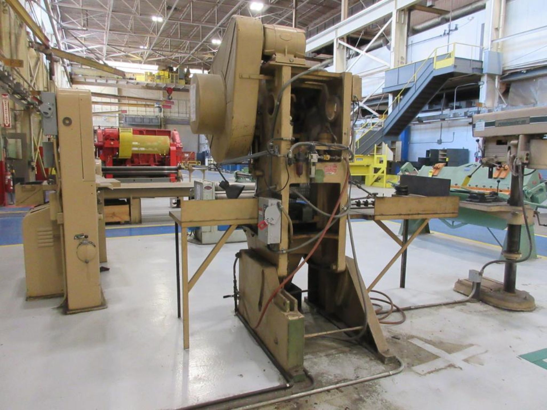 BLISS 35-TON O.B.I. PUNCH PRESS 3 IN. STROKE, 2 1/2 IN. SLIDE ADJ., 11 3/4 SHUT HEIGHT W/ UNI-PUNCH - Image 3 of 3