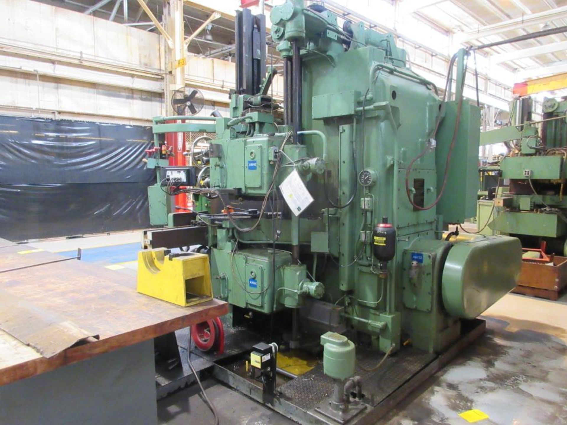 BULLARD CUT MASTER 42 IN. VERTICAL TURNING LATHE, 5-STATION TURRET, OUTFEED CHIP CONVEYOR, ACU- - Image 3 of 6